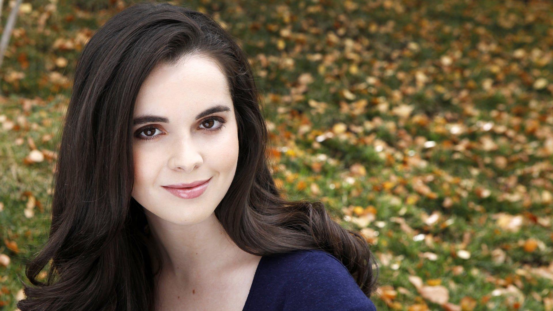 Vanessa Marano Wallpapers