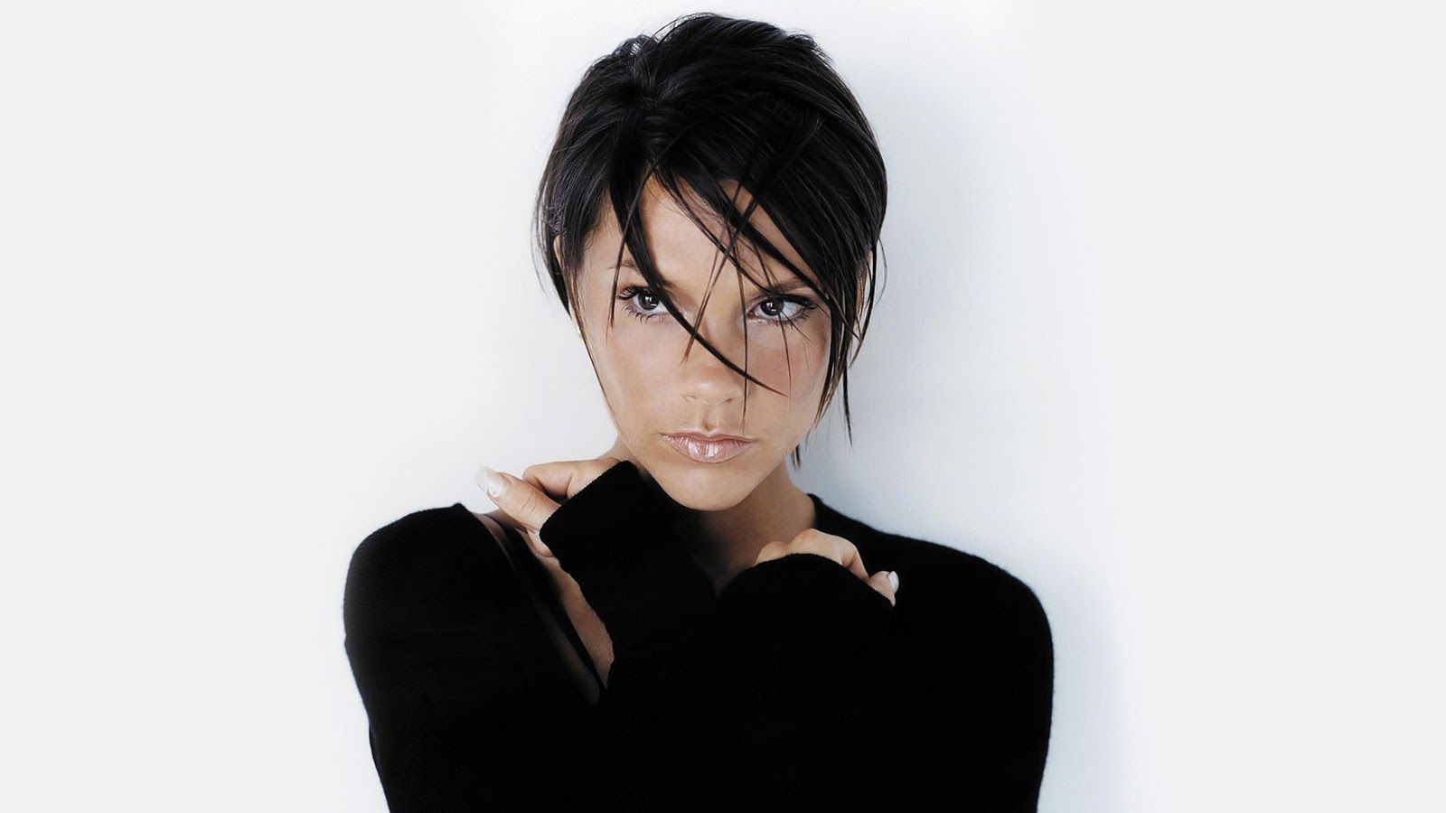 Victoria Beckham Wallpapers