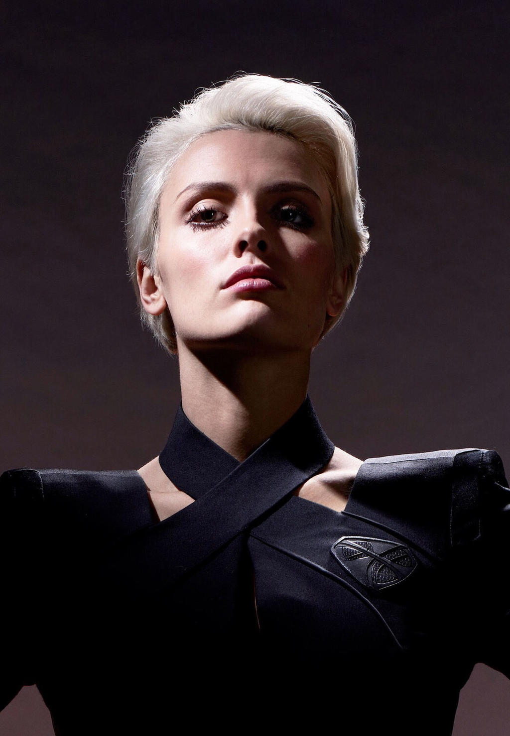 Wallis Day As Nyssa in Krypton Wallpapers