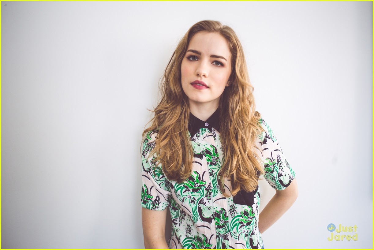 Willa Fitzgerald Photoshoot 2018 Wallpapers