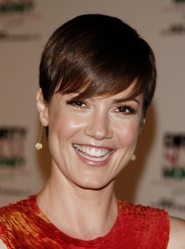 Zoe McLellan Wallpapers