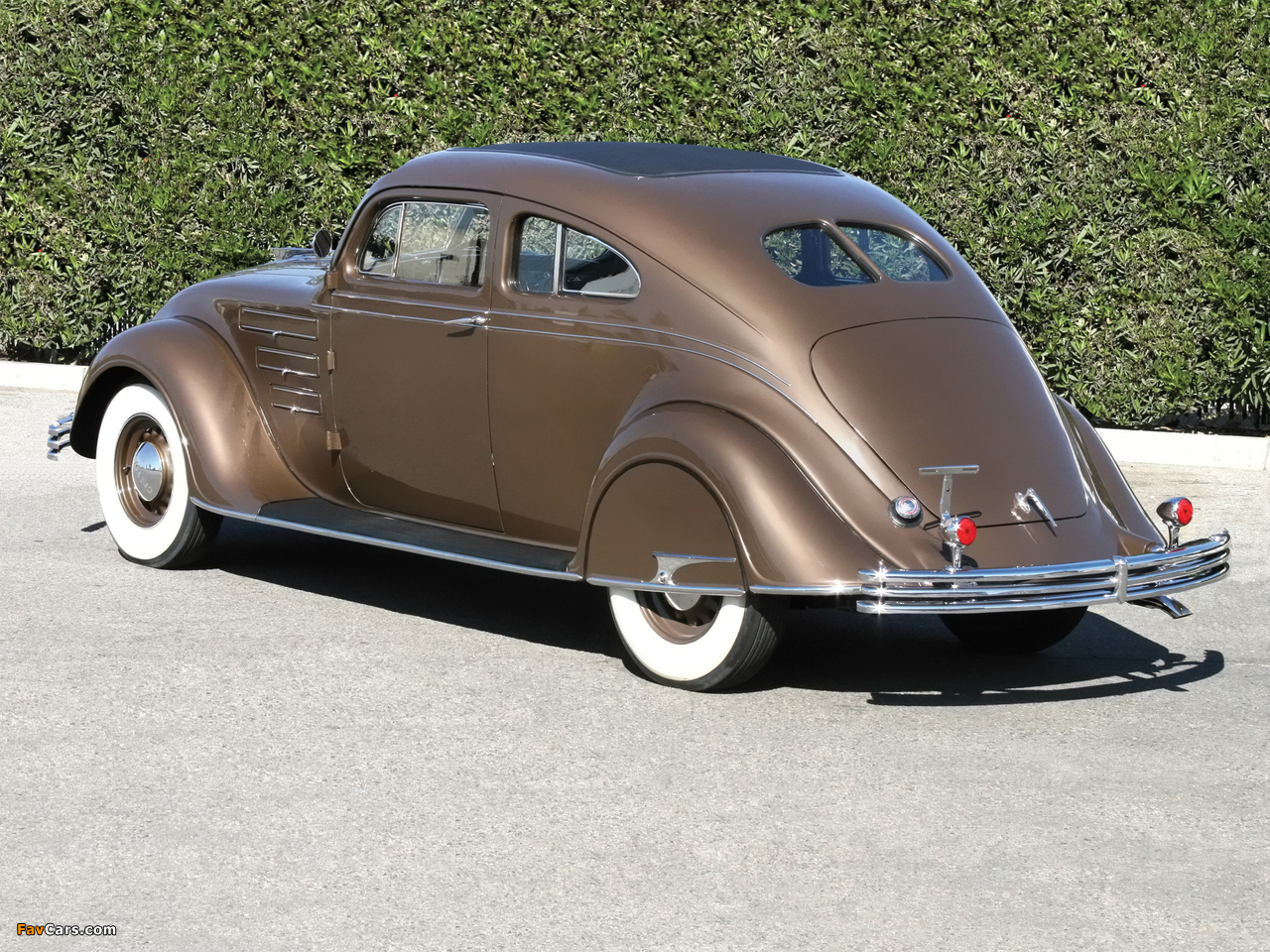 1934 Desoto Airflow Wallpapers