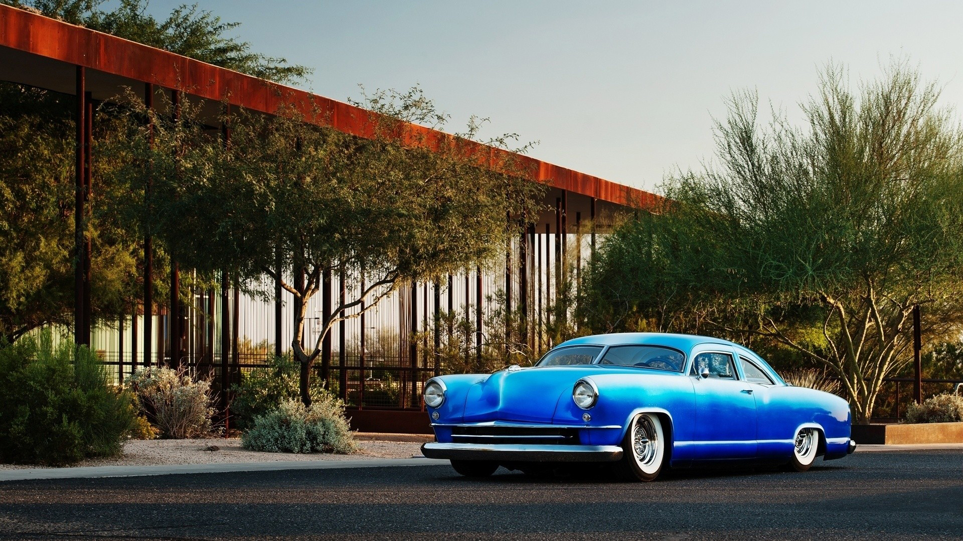 1951 Kaiser Dragon Coupe Wallpapers