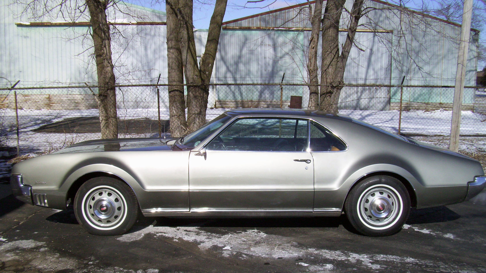 1966 Oldsmobile Toronado Wallpapers