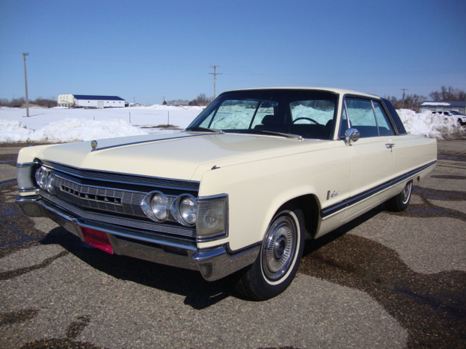 1967 Chrysler Imperial Crown Coupe Wallpapers