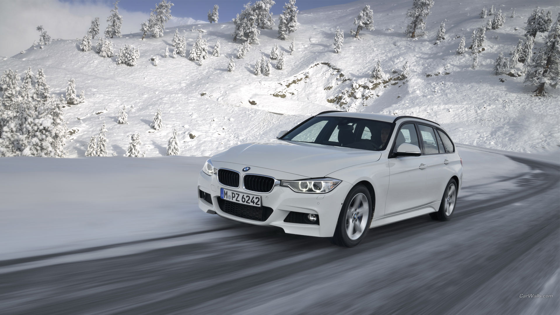 2013 Bmw 320D Wallpapers