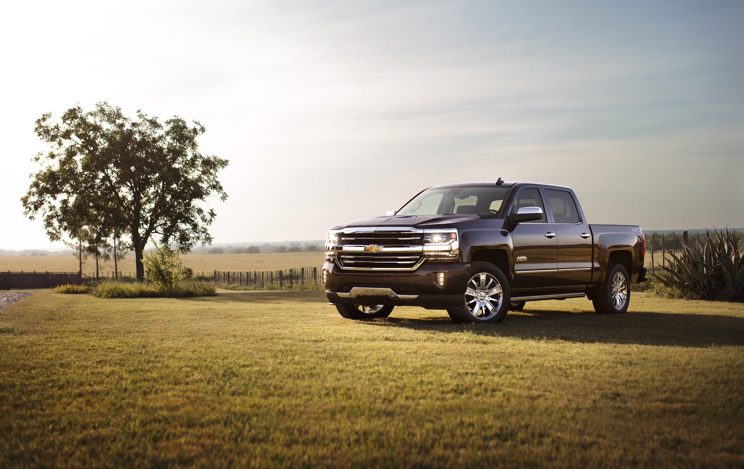 2013 Chevrolet Silverado High Country Crew Cab Wallpapers