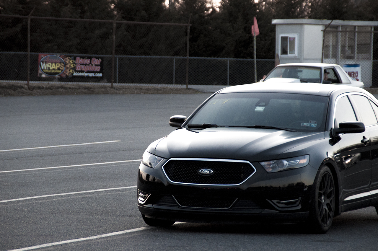 2013 Ford Taurus Sho Wallpapers