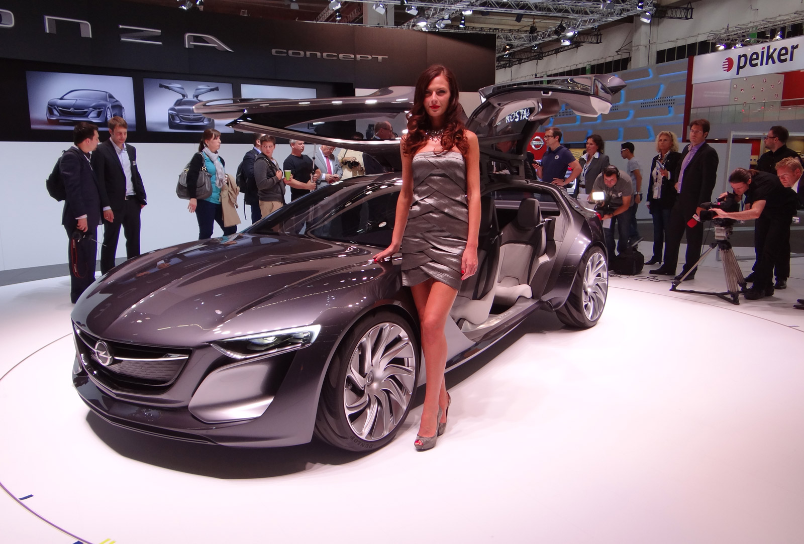 2013 Opel Monza Concept Wallpapers