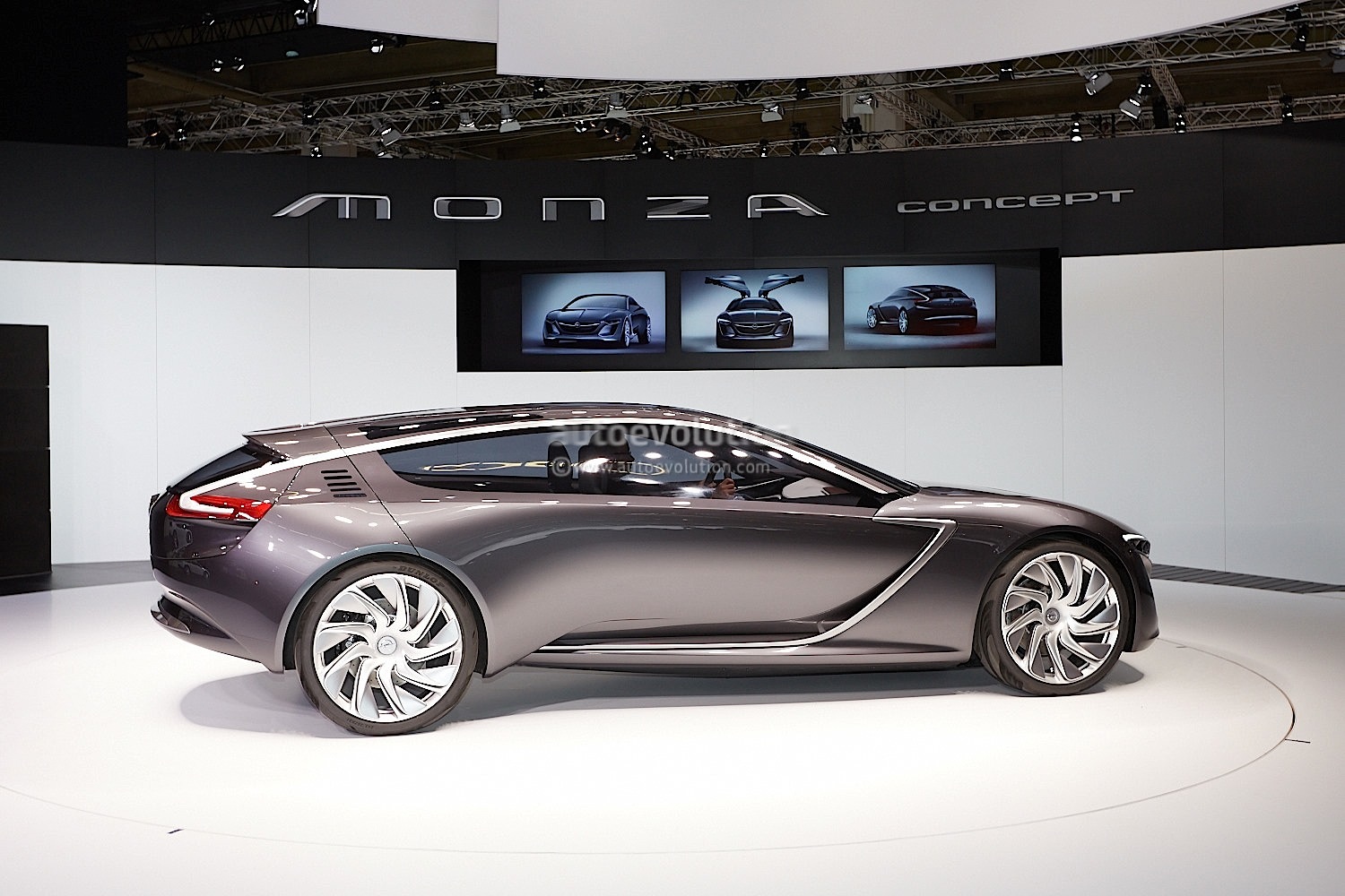 2013 Opel Monza Concept Wallpapers