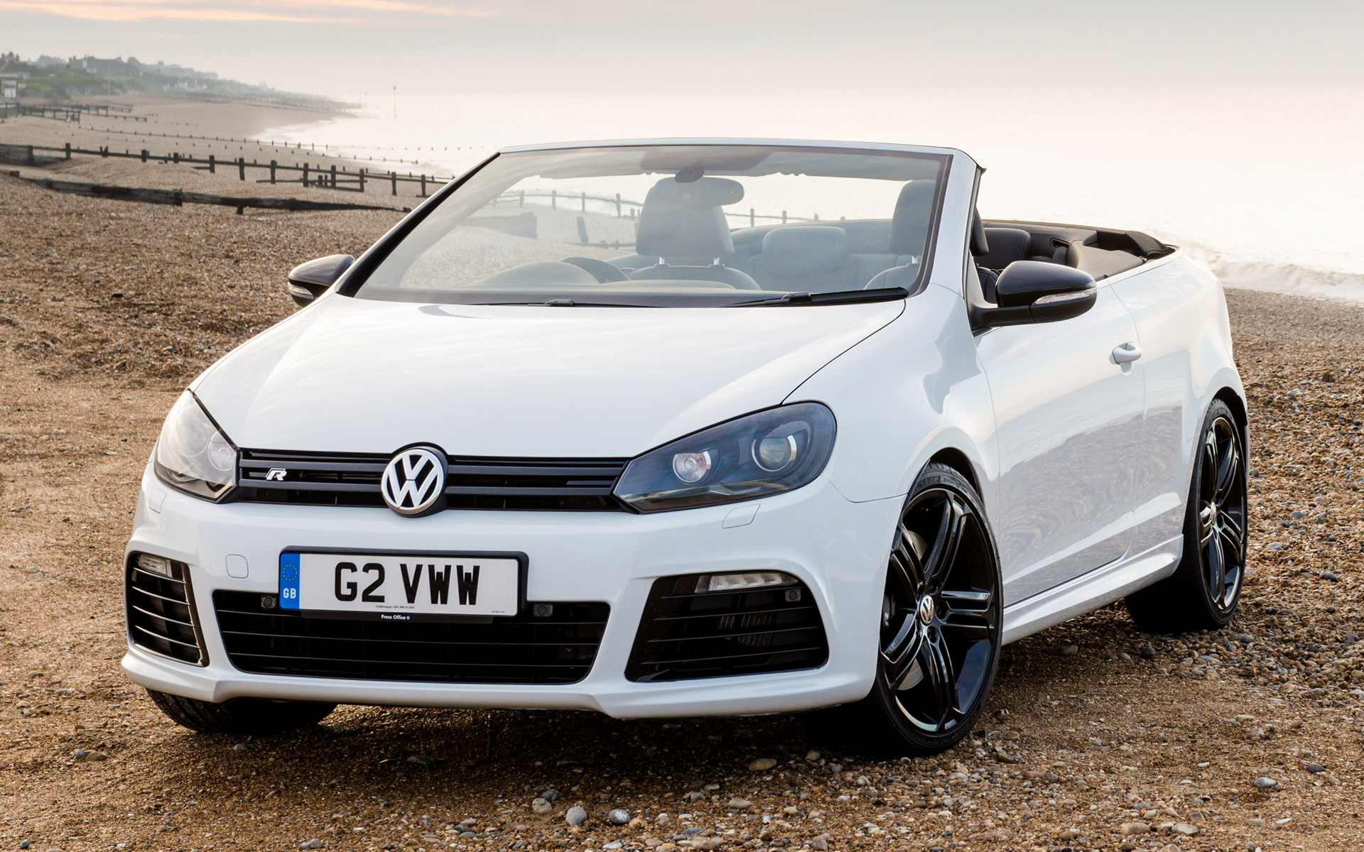 2013 Volkswagen Golf R Cabriolet Wallpapers