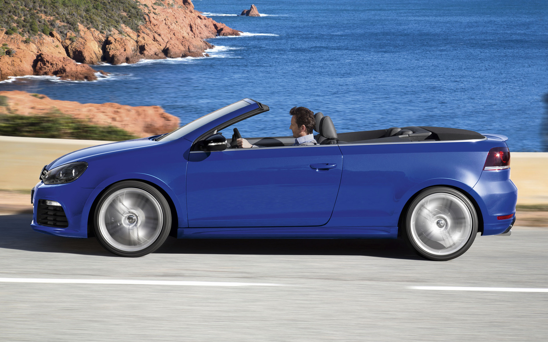 2013 Volkswagen Golf R Cabriolet Wallpapers