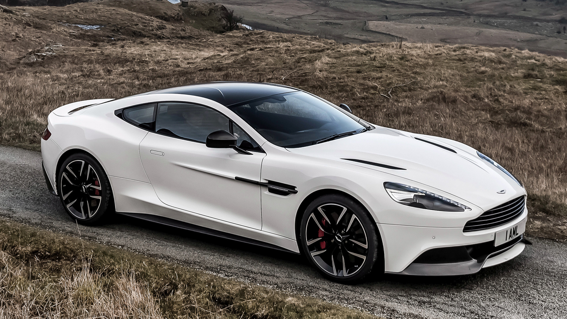 2014 Aston Martin Vanquish Volante Wallpapers