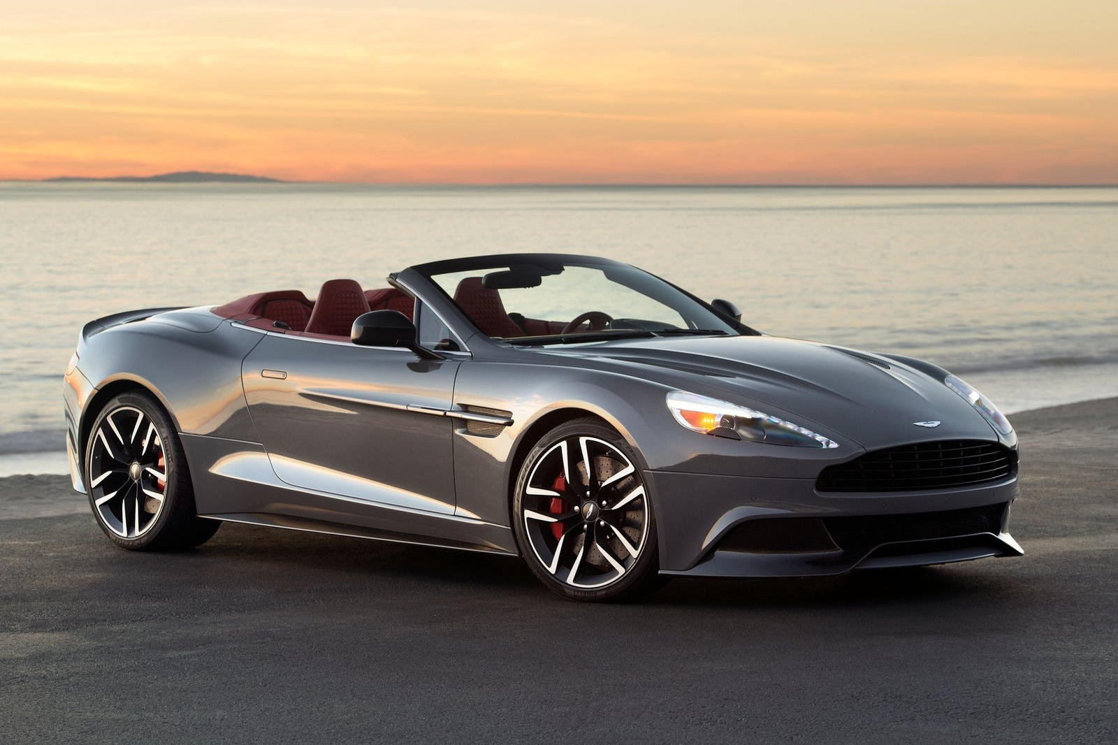 2014 Aston Martin Vanquish Volante Wallpapers