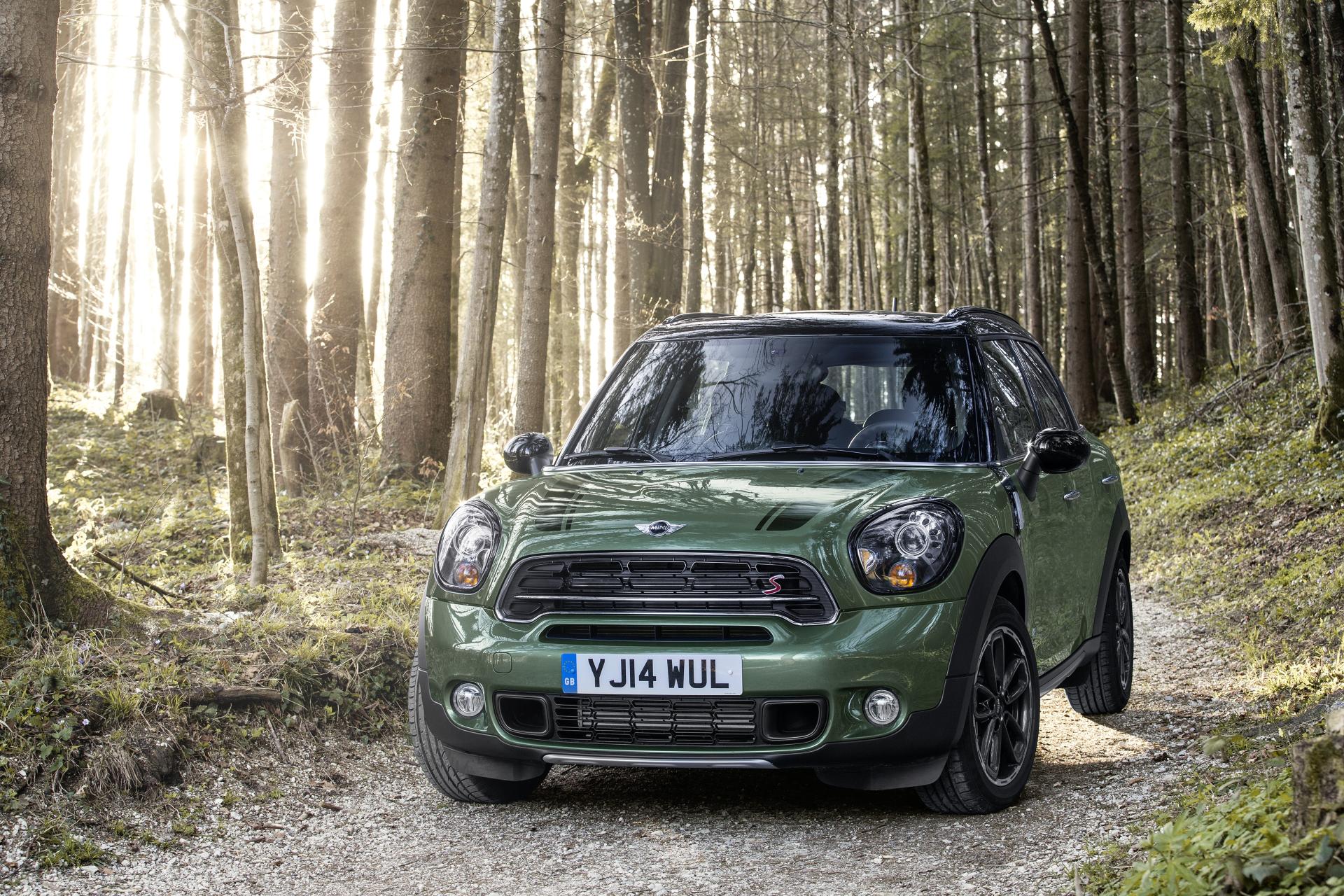 2014 Mini Paceman Adventure Wallpapers