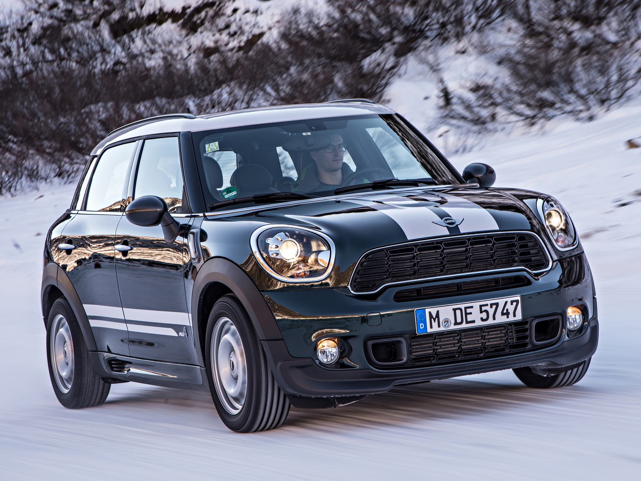 2014 Mini Paceman Adventure Wallpapers