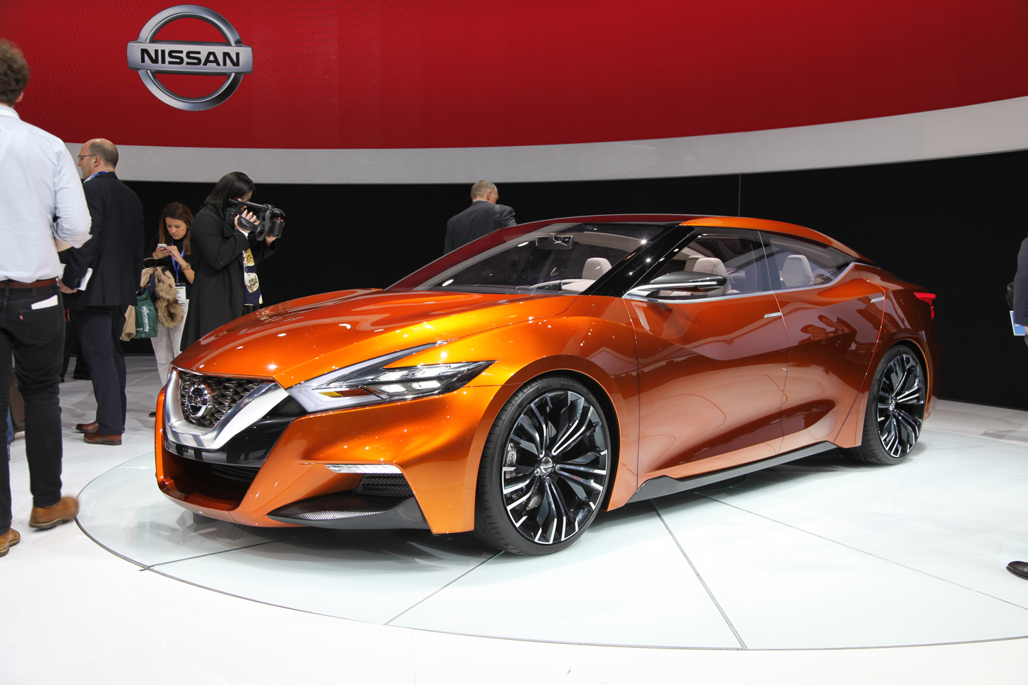 2014 Nissan Sport Sedan Concept Wallpapers