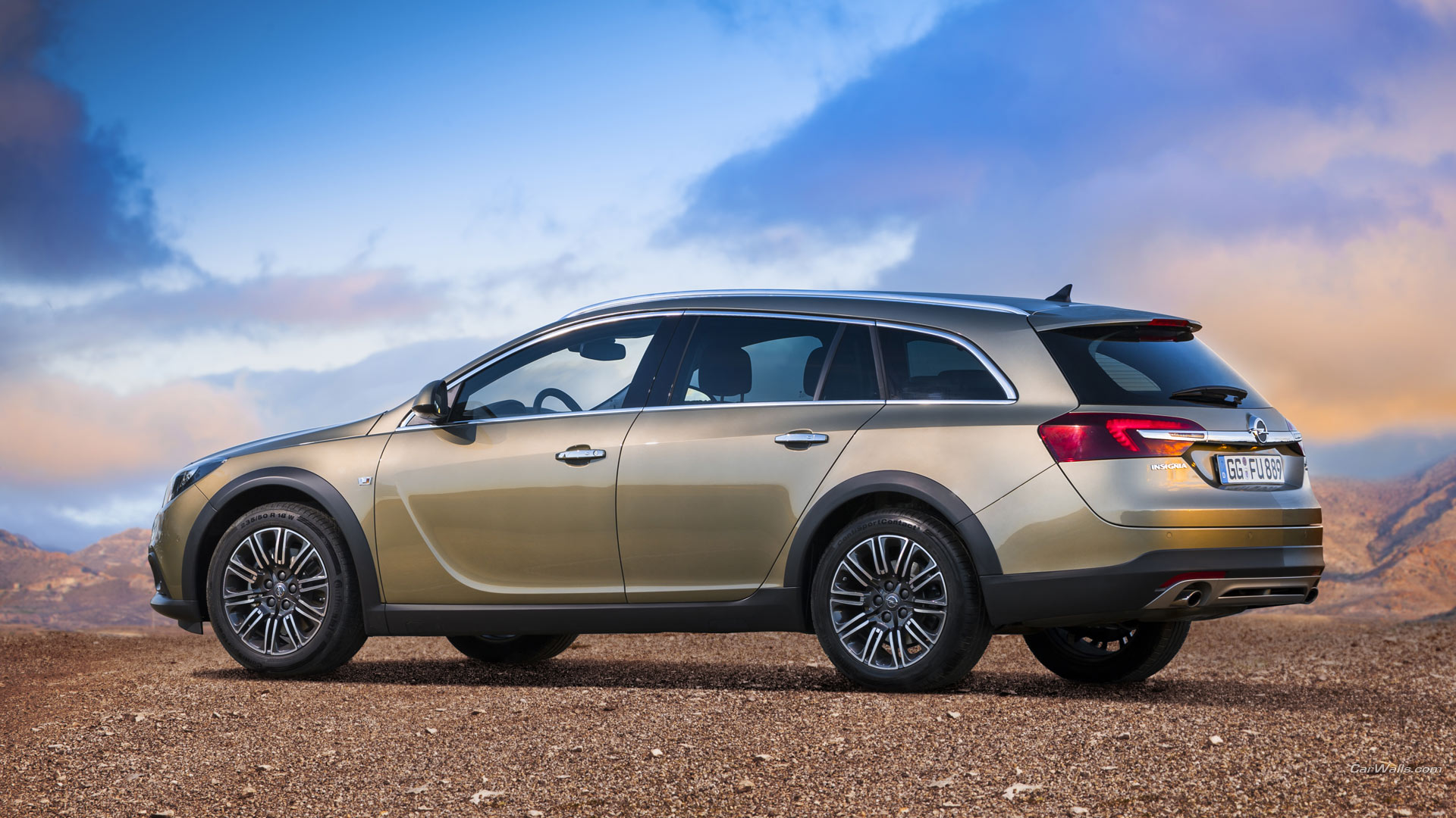 2014 Opel Insignia Country Tourer Wallpapers