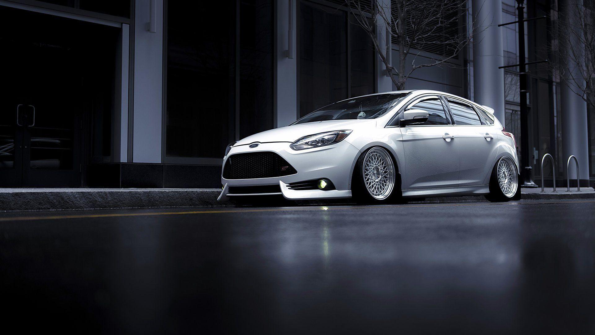 2015 Ford Focus Wallpapers