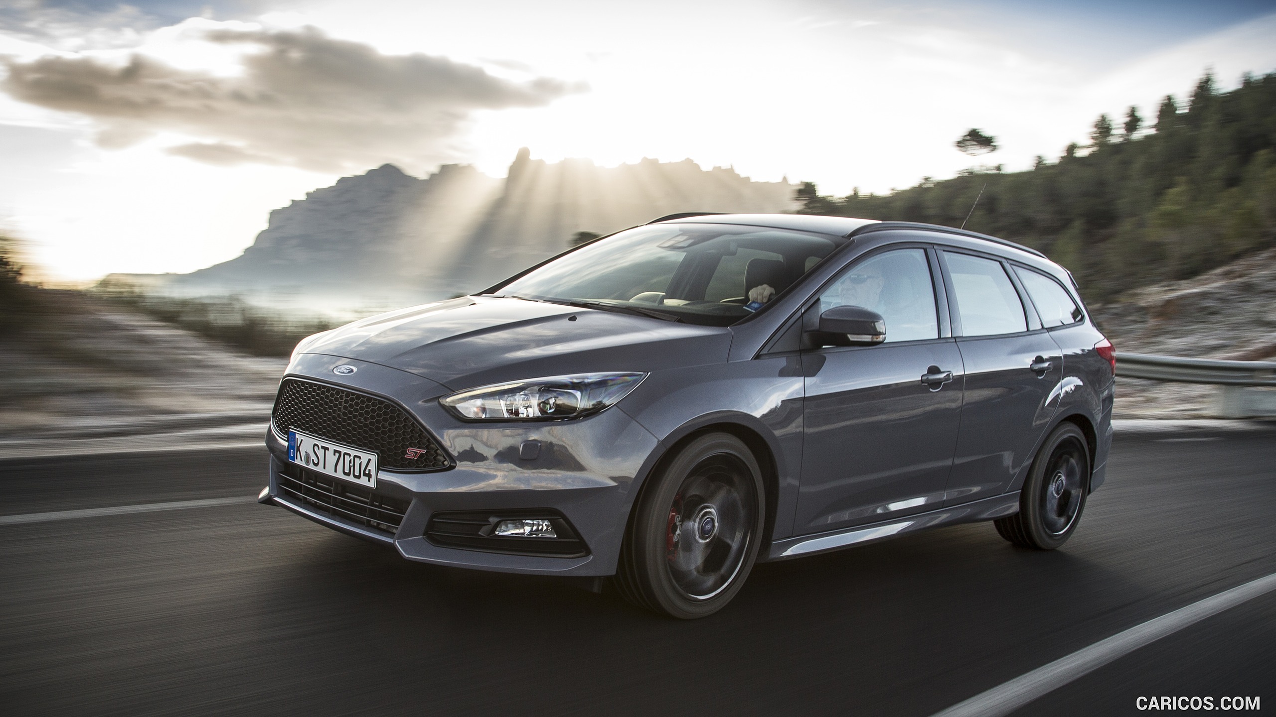 2015 Ford Focus Wallpapers