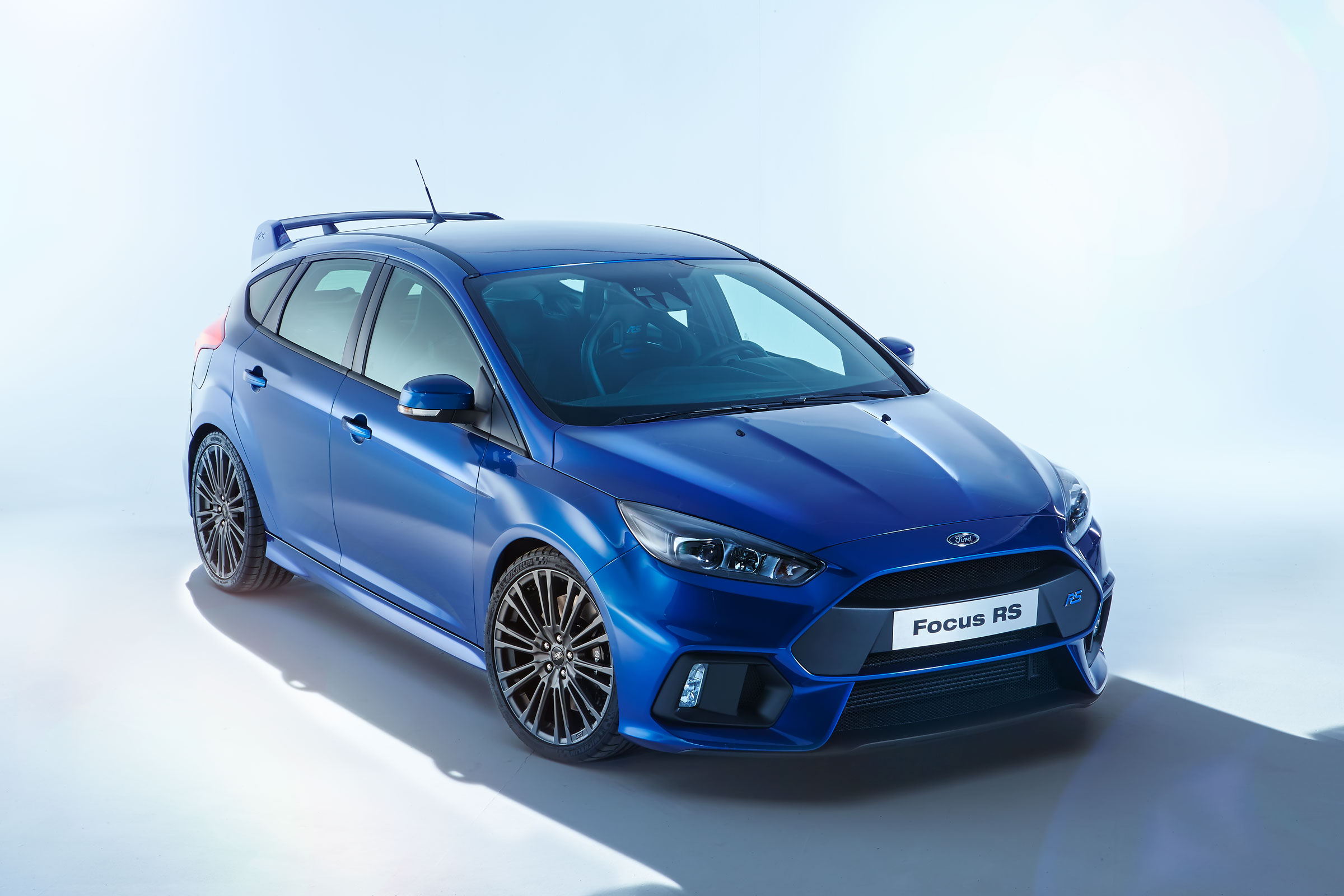 2015 Ford Focus Wallpapers