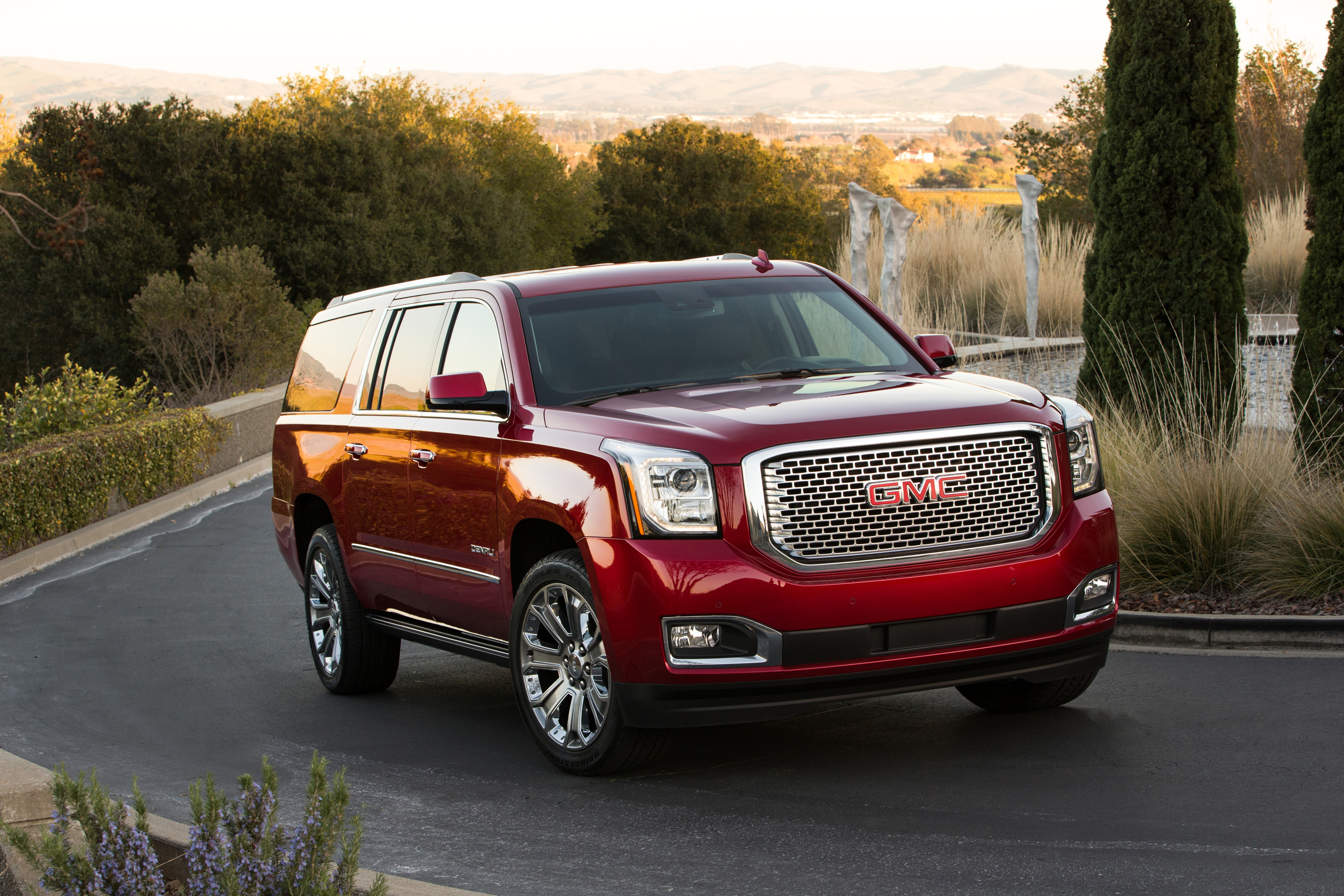 2015 Gmc Yukon Xl And Yukon Denali Wallpapers