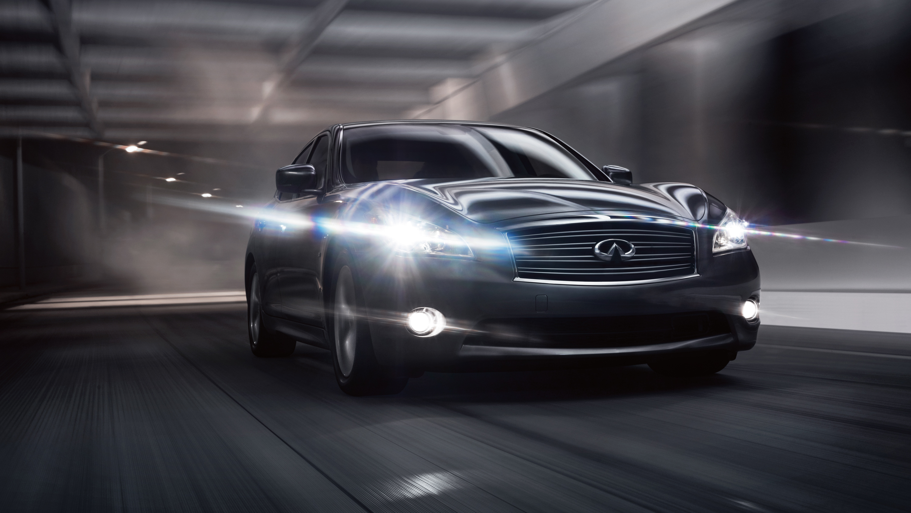 2015 Infiniti Q70 Wallpapers