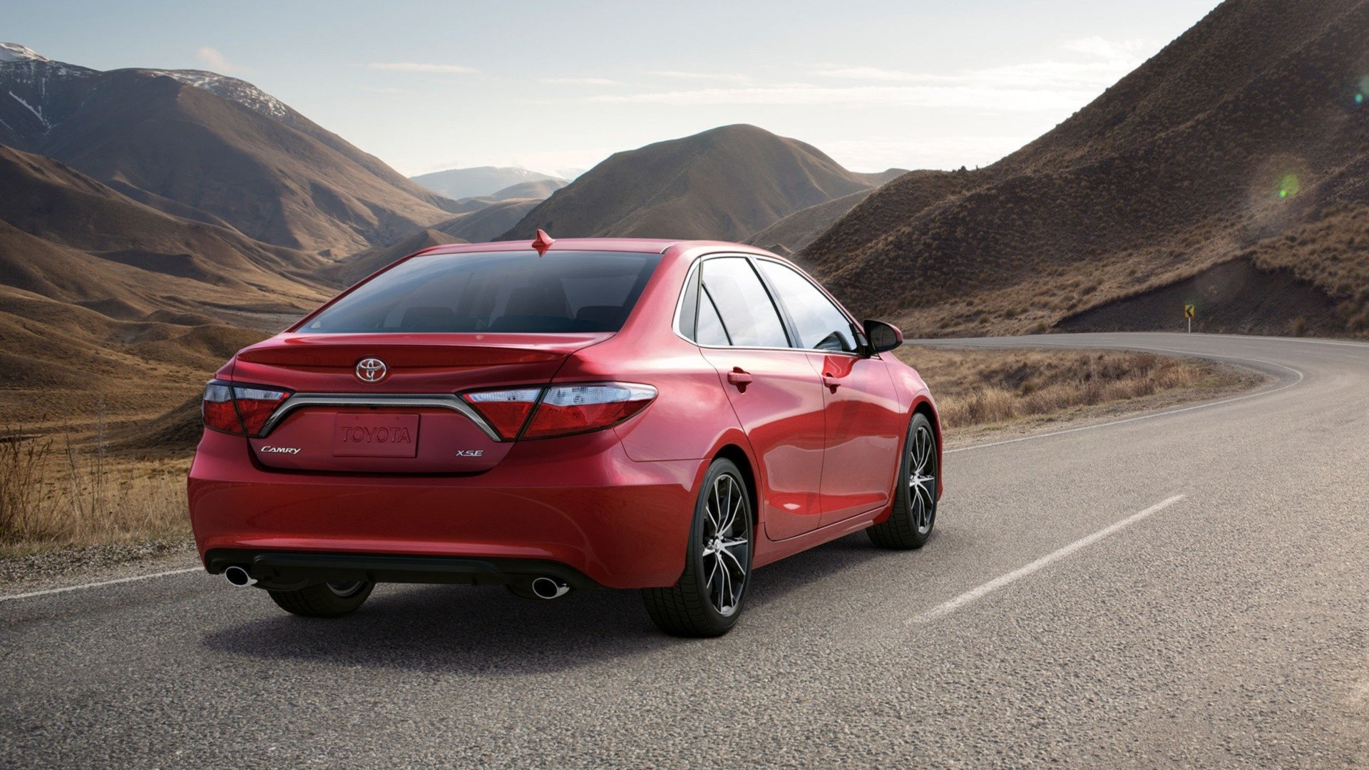 2015 Toyota Camry Wallpapers