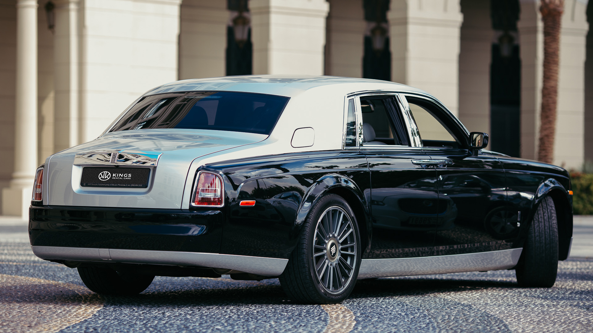 2018 Rolls Royce Phantom Wallpapers