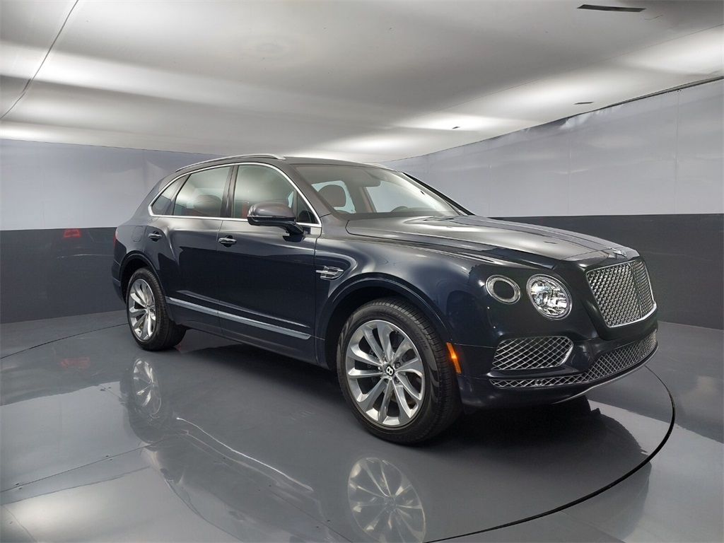 2019 Bentley Bentayga V8 Wallpapers