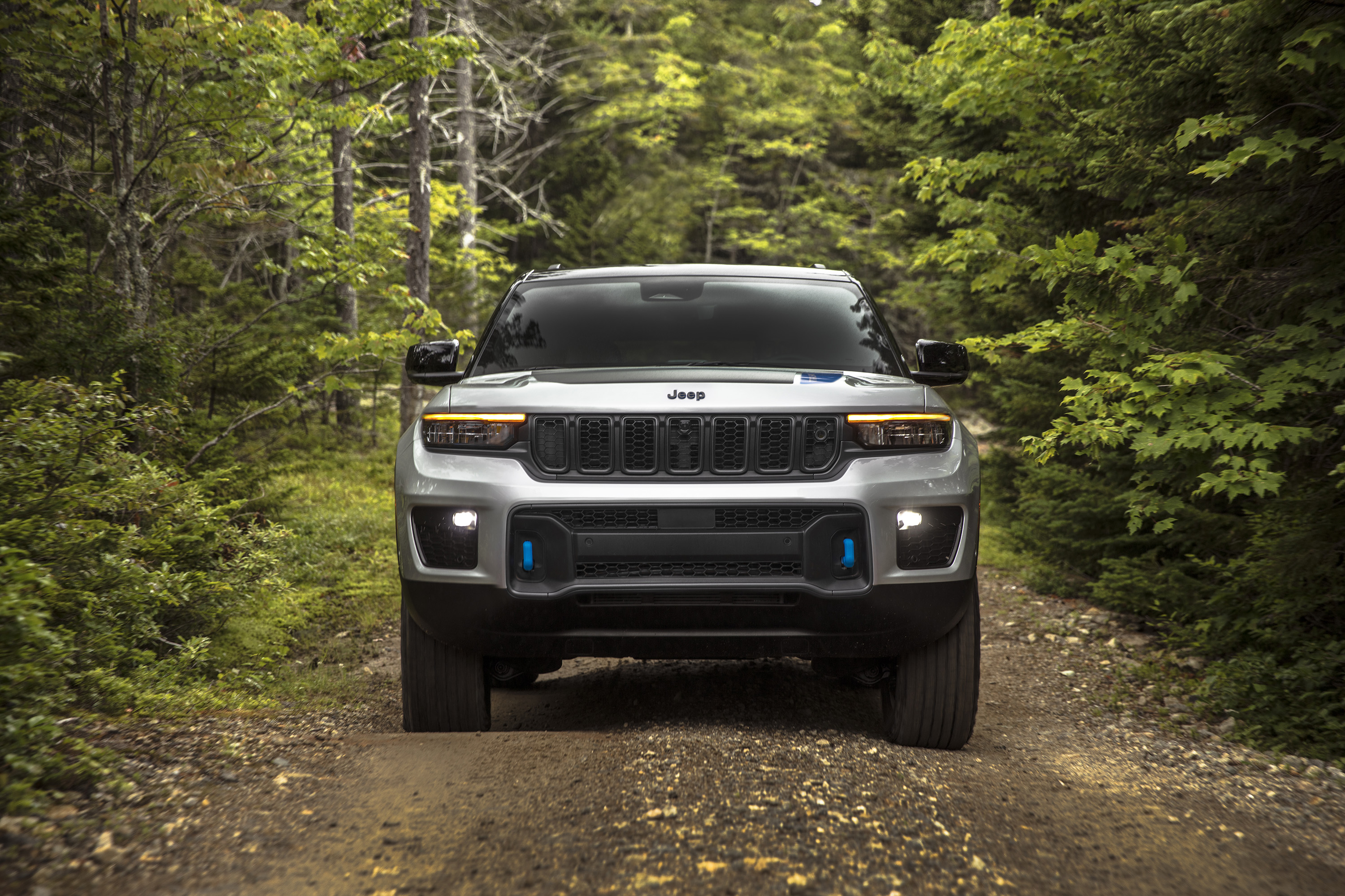 2022 Jeep Grand Cherokee Trailhawk Wallpapers