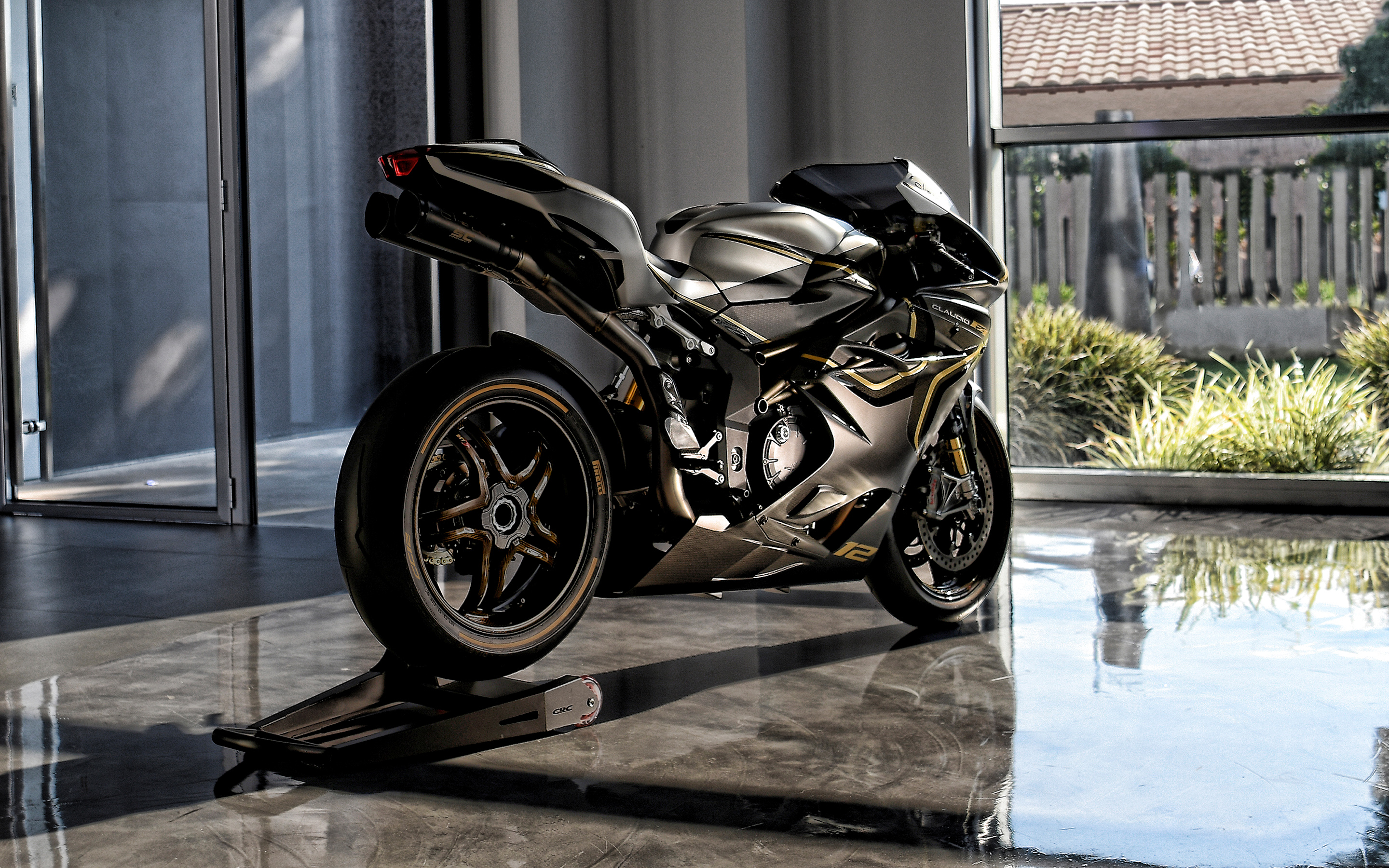 MV Agusta f4 Black