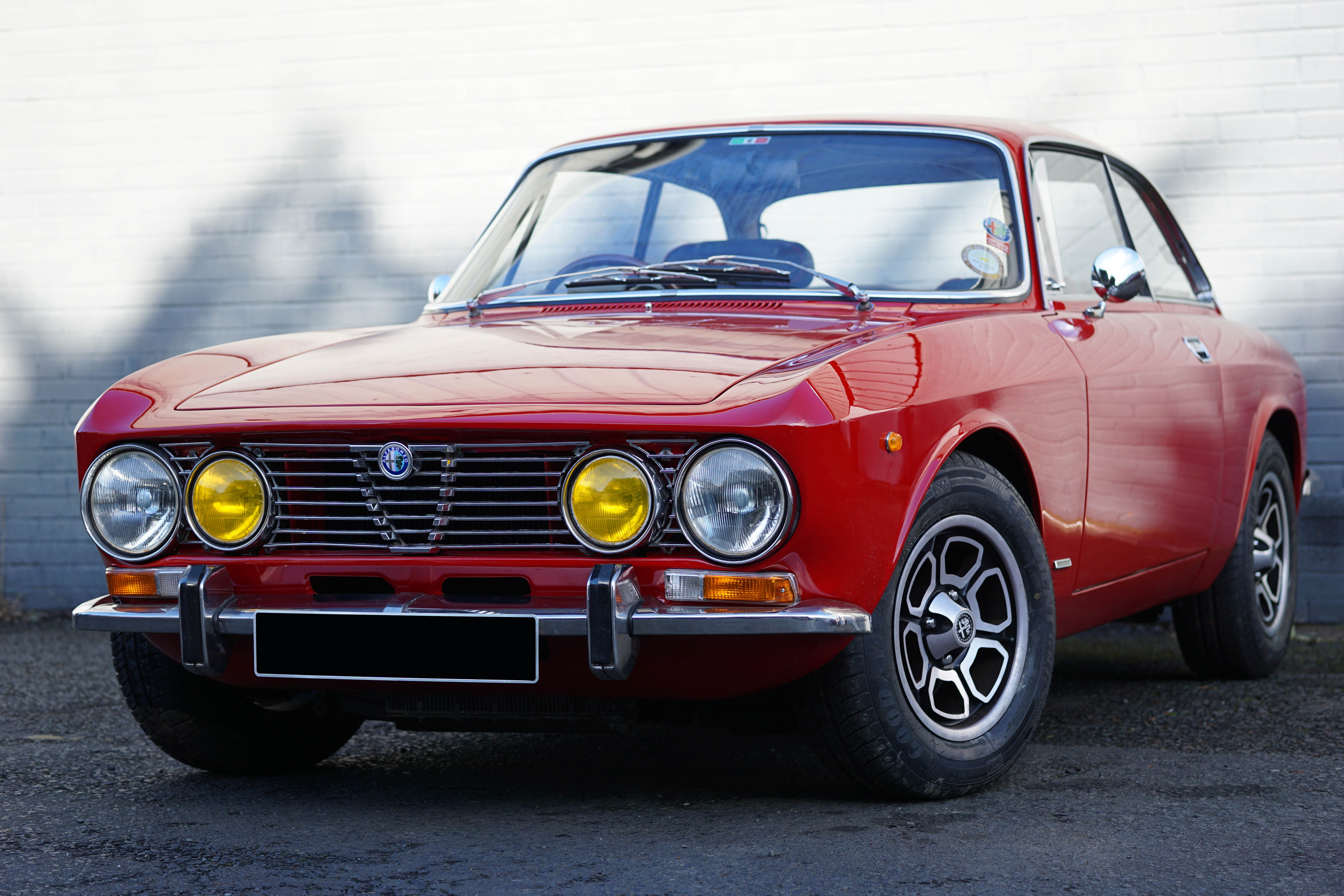 Alfa Romeo 105 Wallpapers