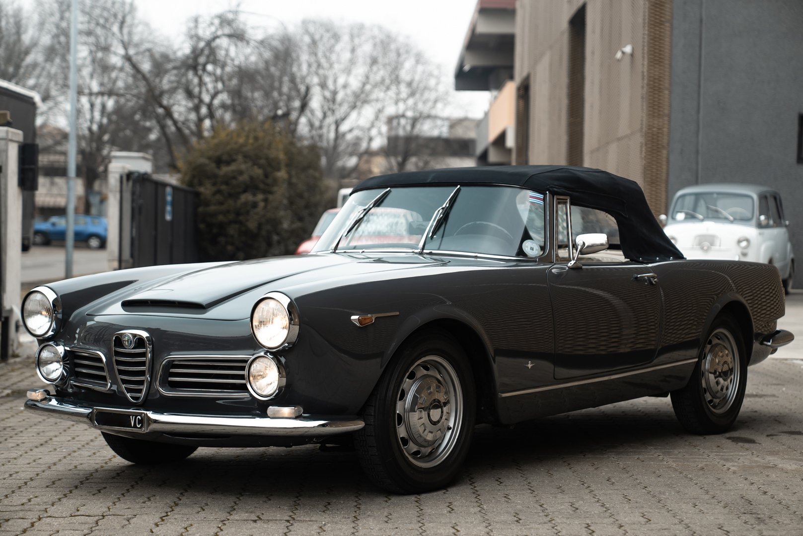 Alfa Romeo 2600 Wallpapers