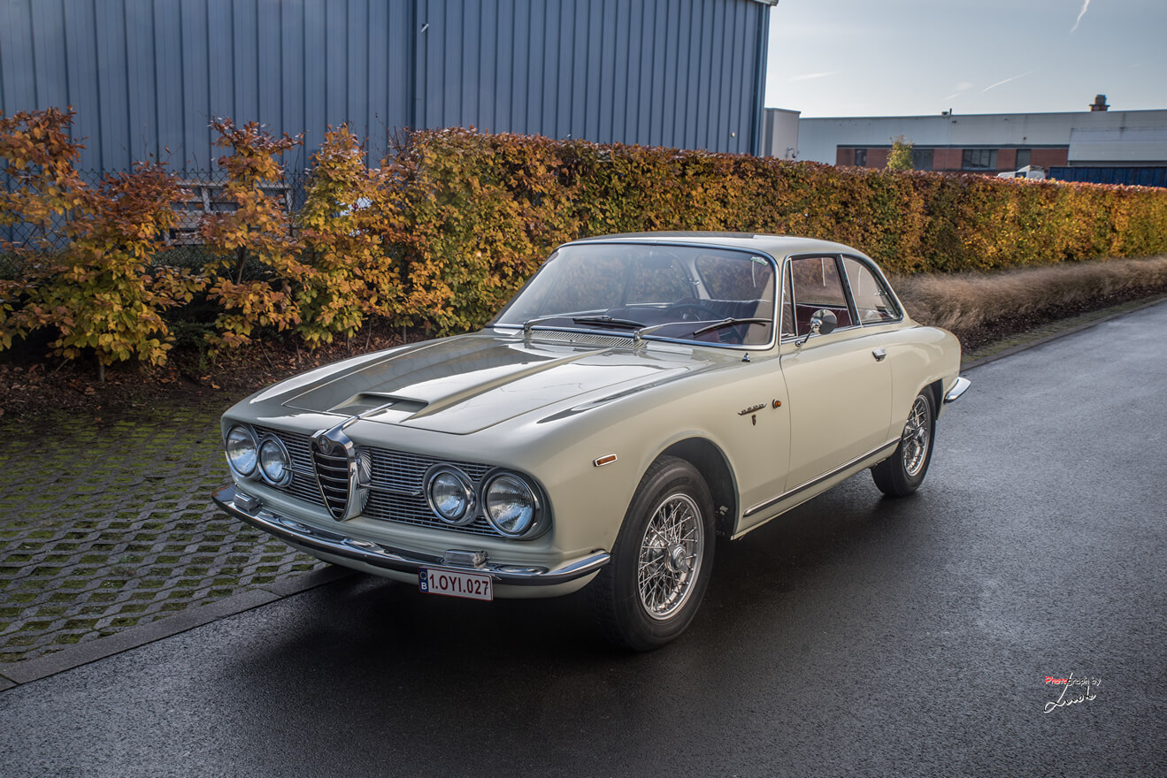 Alfa Romeo 2600 Sprint Wallpapers