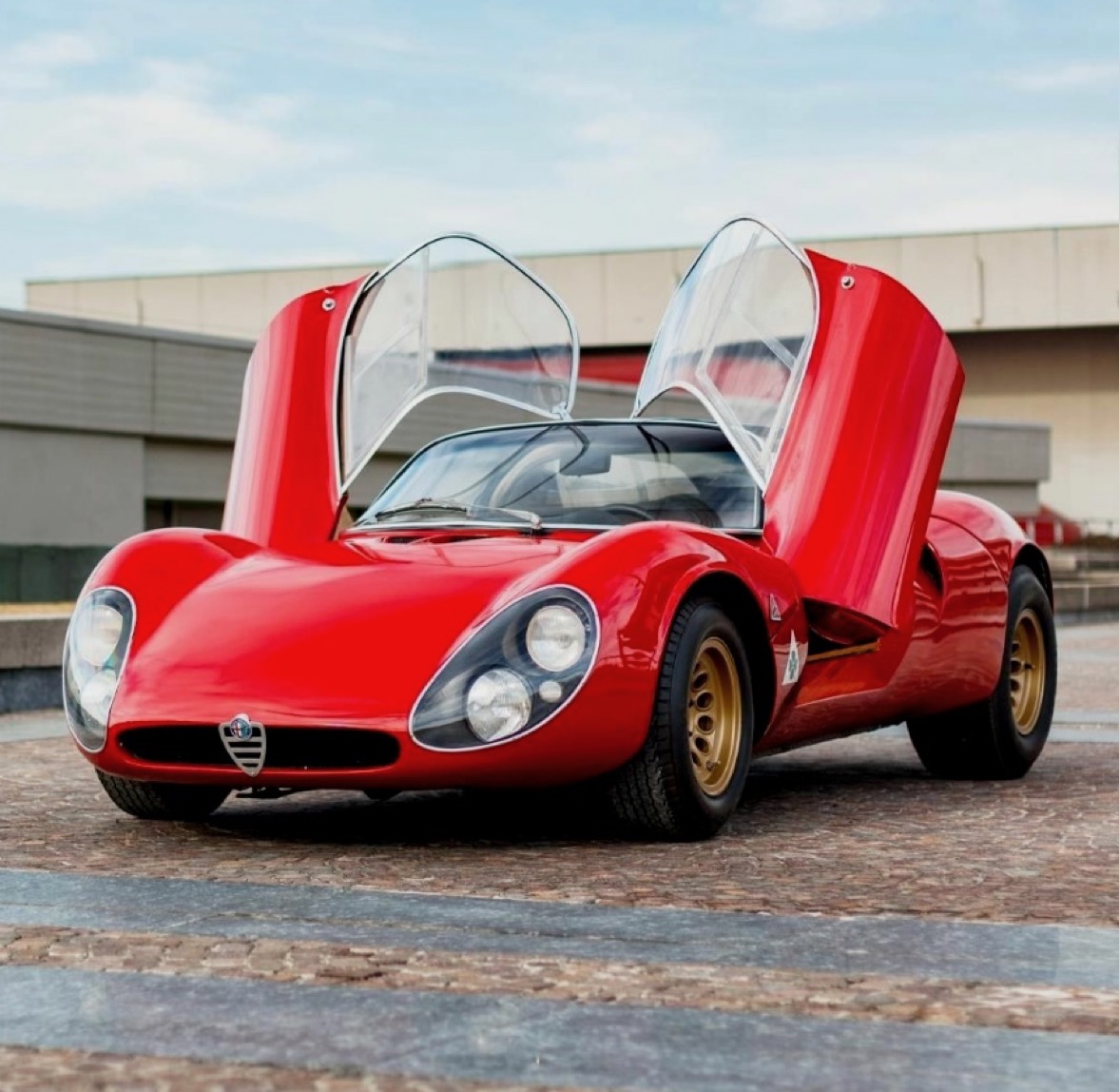 Alfa Romeo 33 Stradale Wallpapers