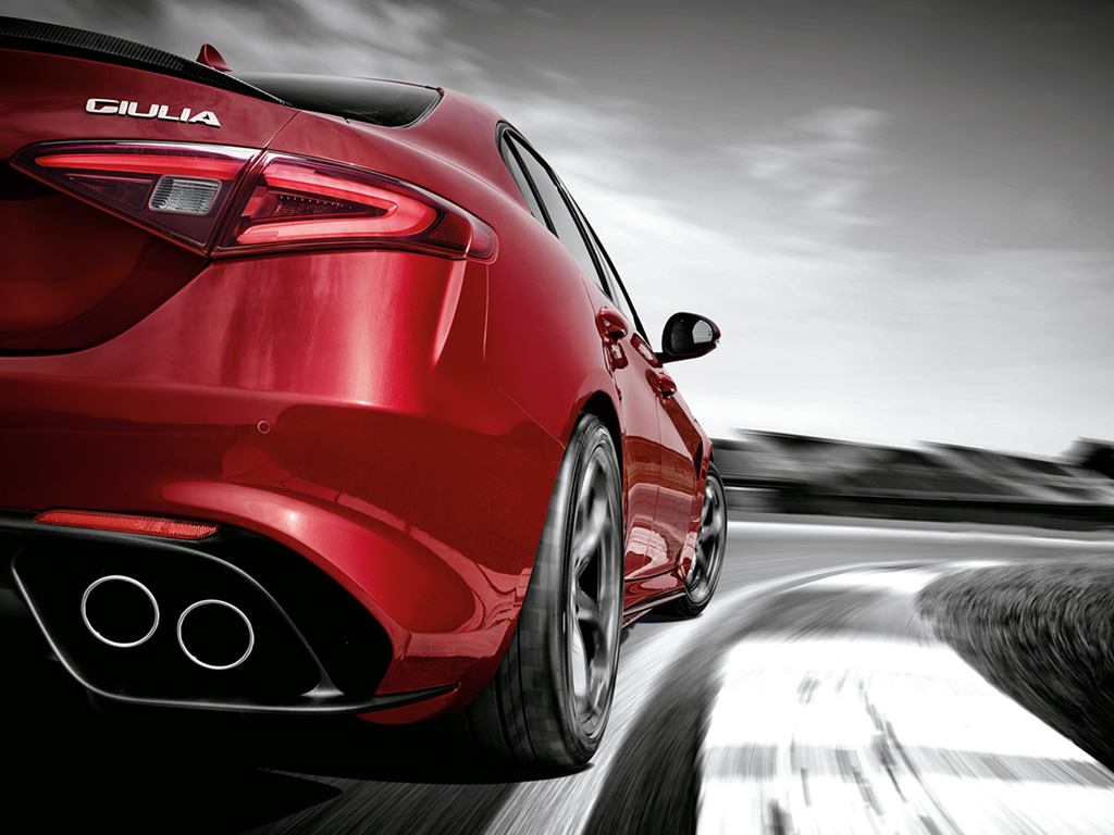 Alfa Romeo Giulia Wallpapers