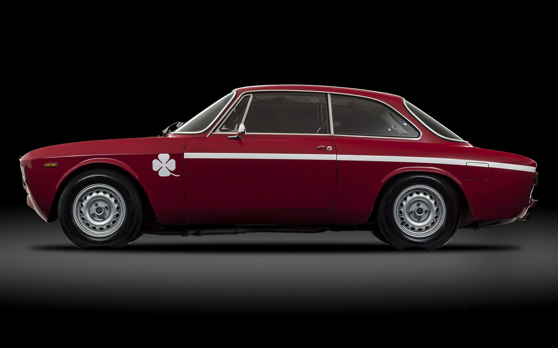 Alfa Romeo Giulia Sprint Gt Wallpapers