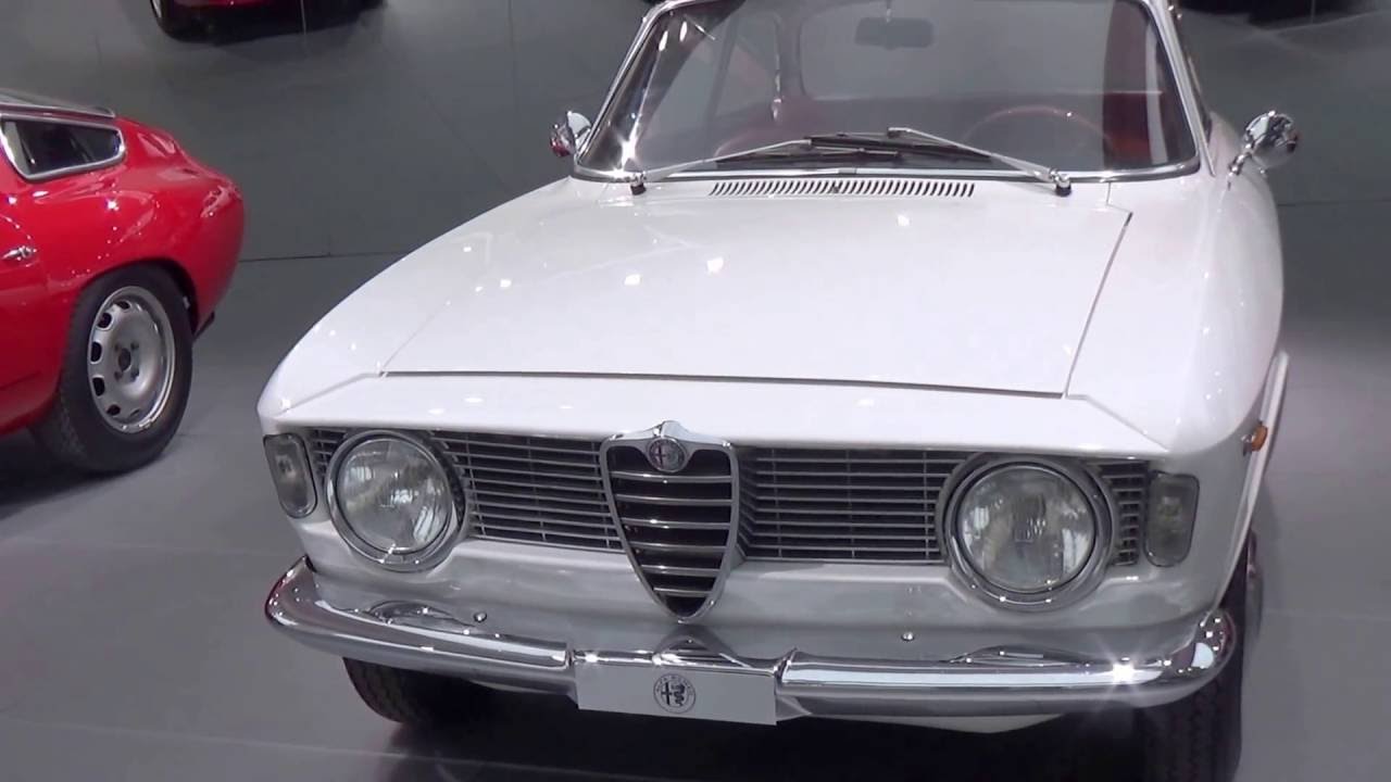 Alfa Romeo Giulia Sprint Gt Cabriolet Wallpapers