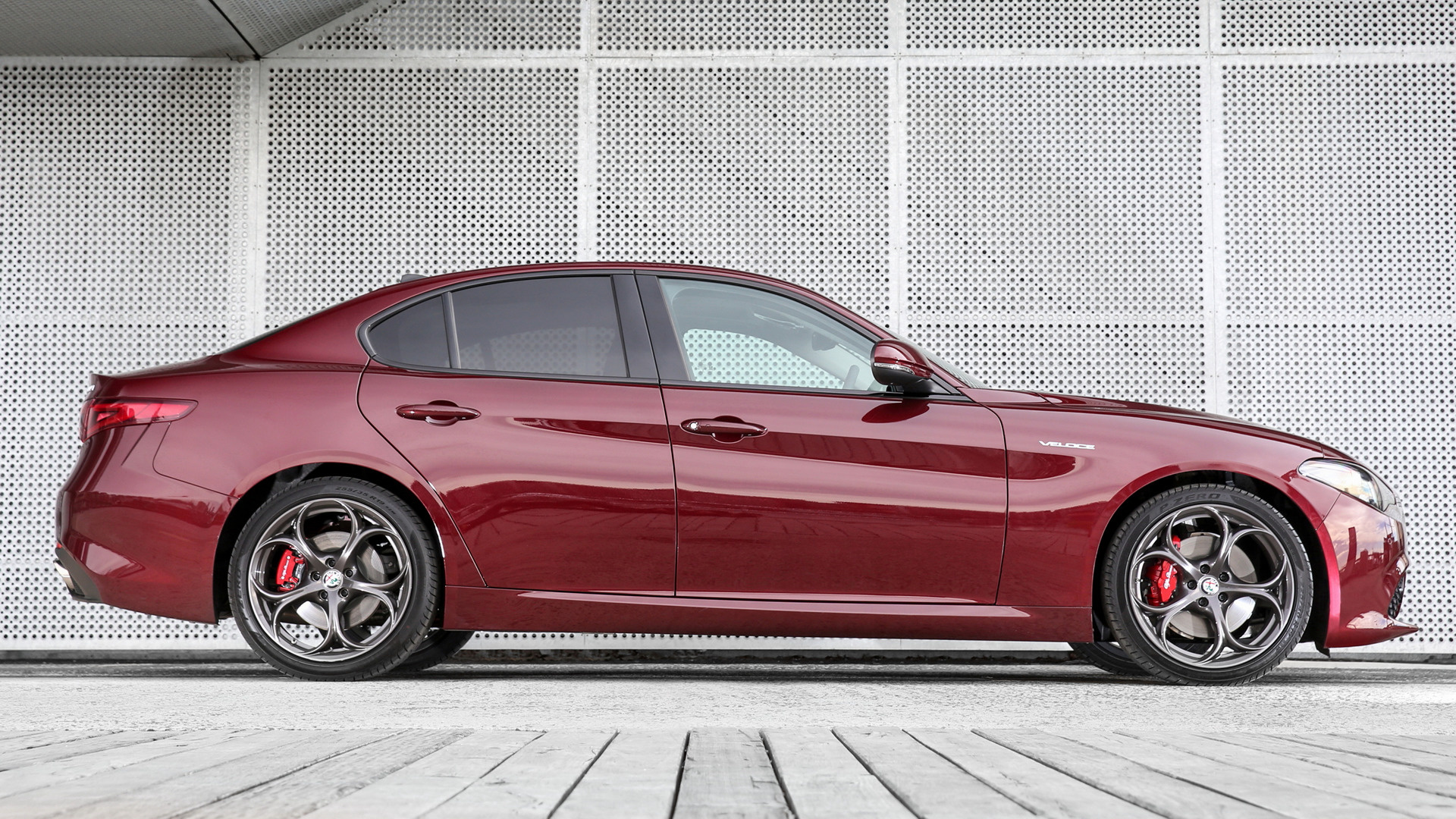 Alfa Romeo Giulia Veloce Wallpapers