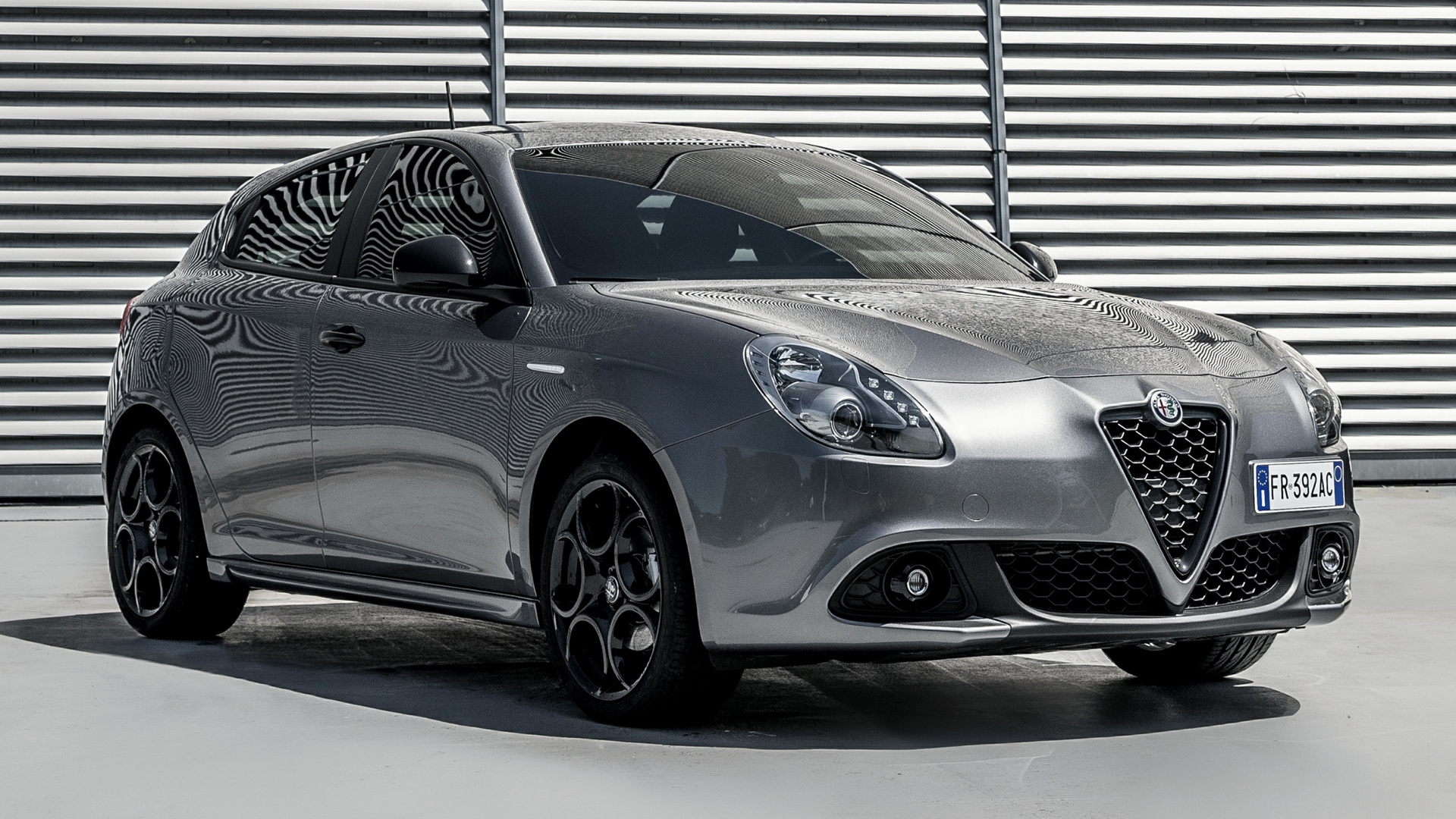 Alfa Romeo Giulietta B-Tech Wallpapers