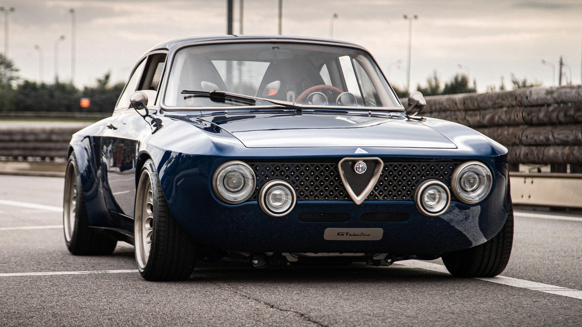 Alfa Romeo Giulietta B-Tech Wallpapers