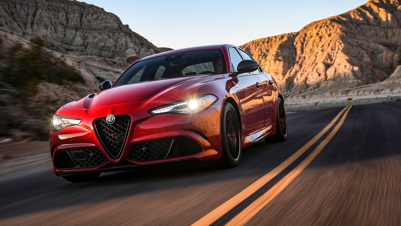 Alfa Romeo Giulietta Veloce Wallpapers