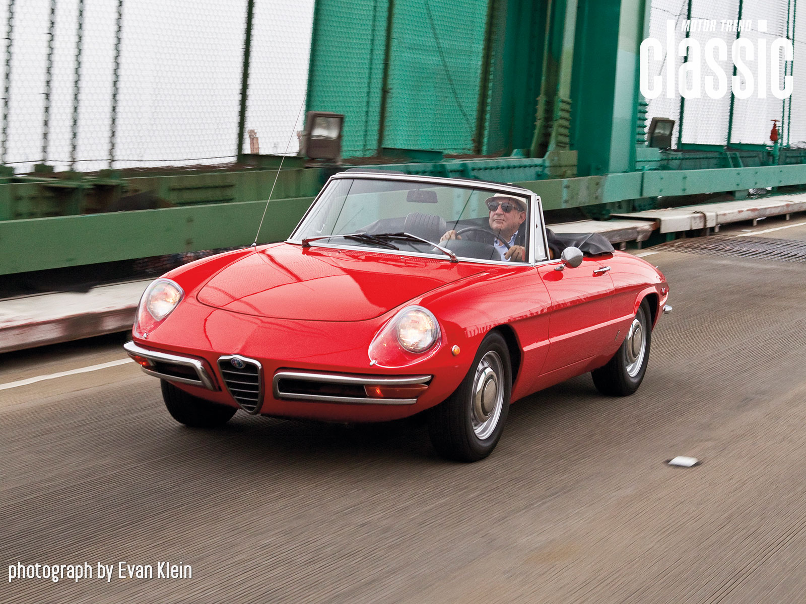 Alfa Romeo Spider Wallpapers