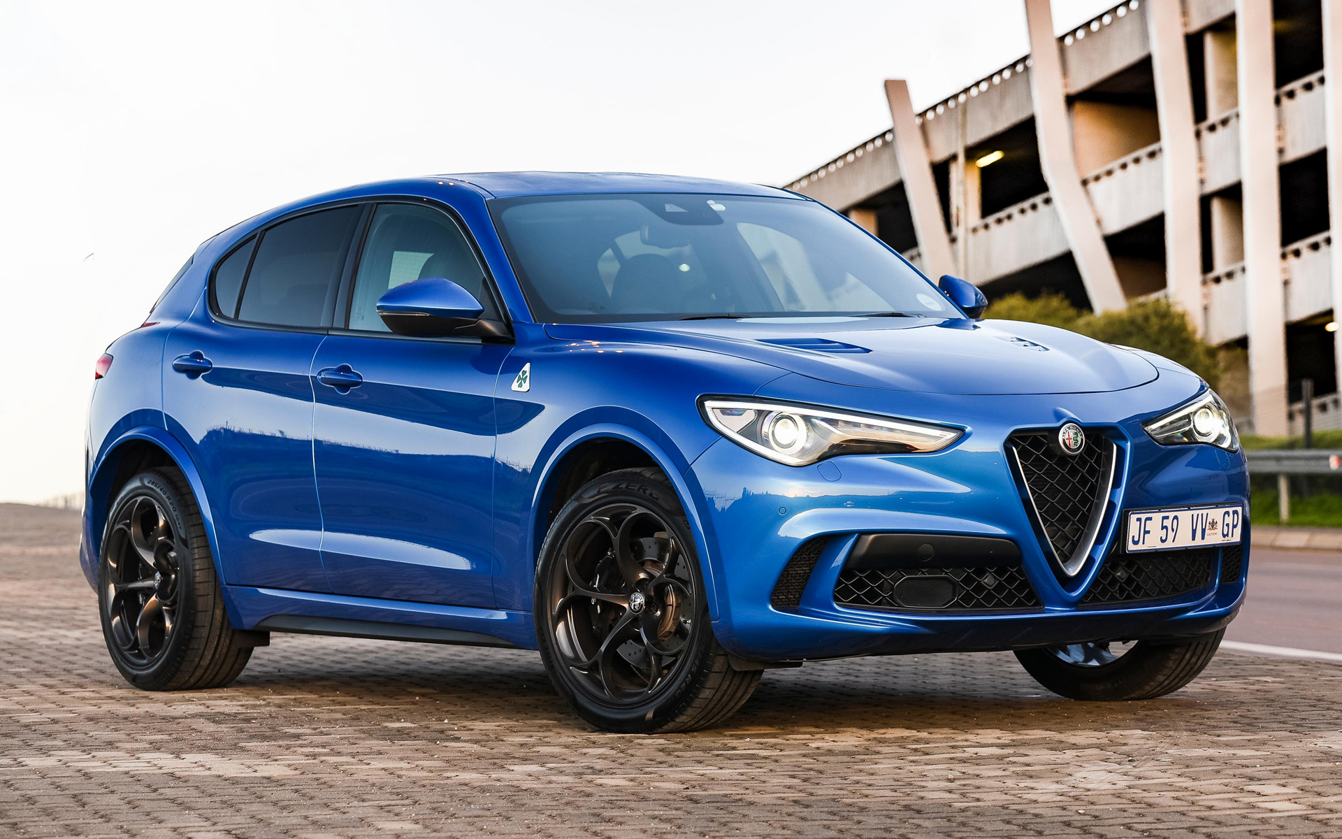 Alfa Romeo Stelvio Quadrifoglio Wallpapers