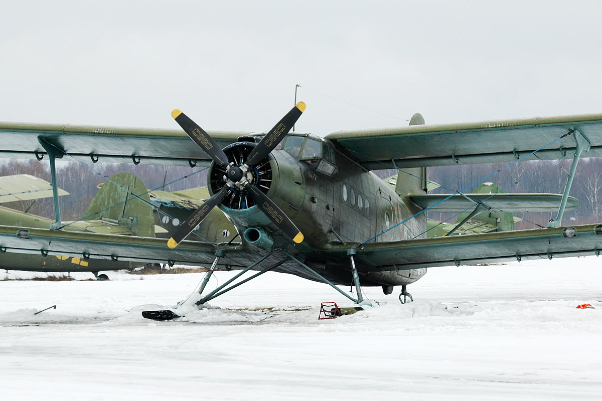 Antonov An-2 Wallpapers