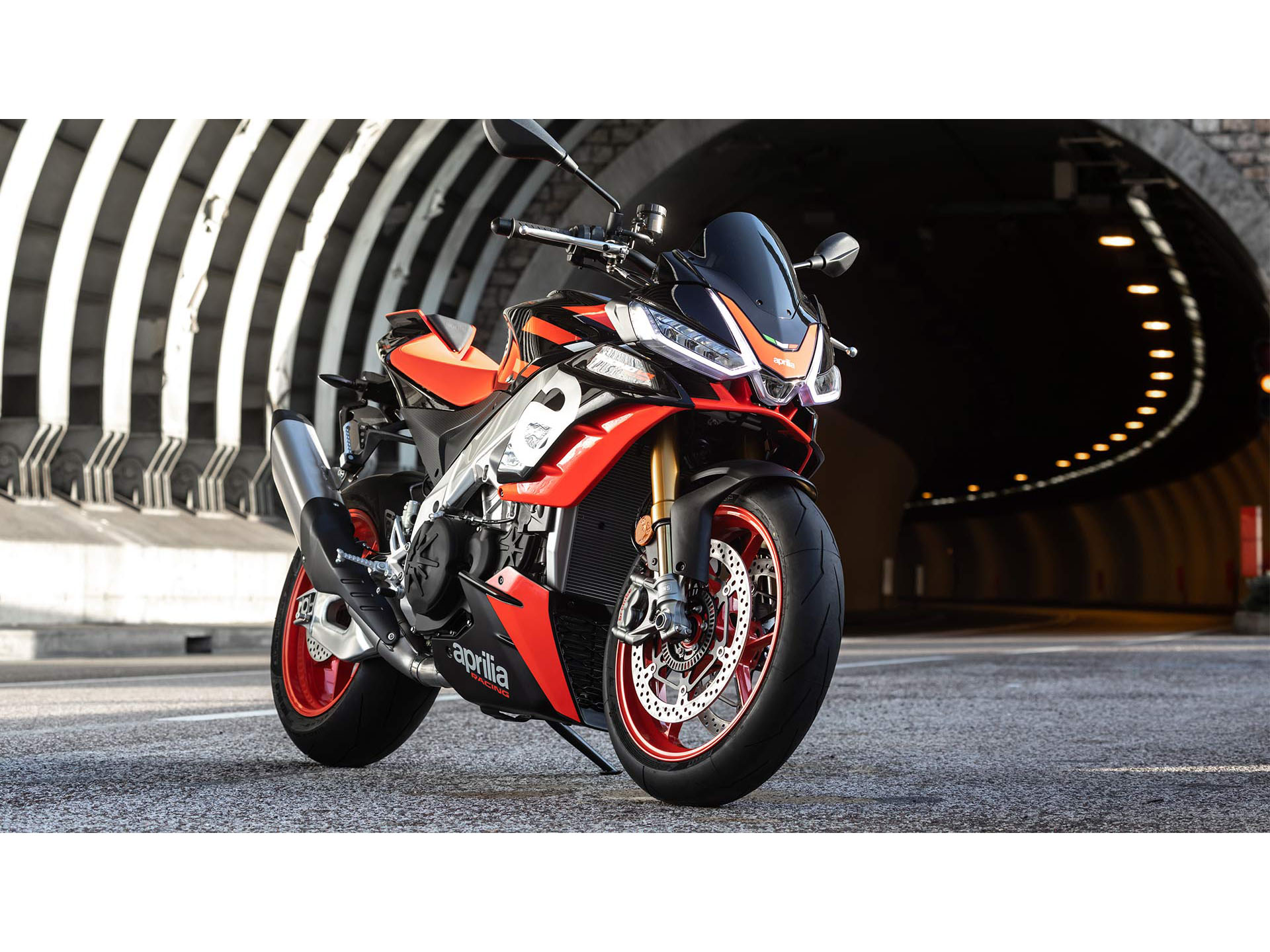 Aprilia Tuono V4 1100 Factory Wallpapers