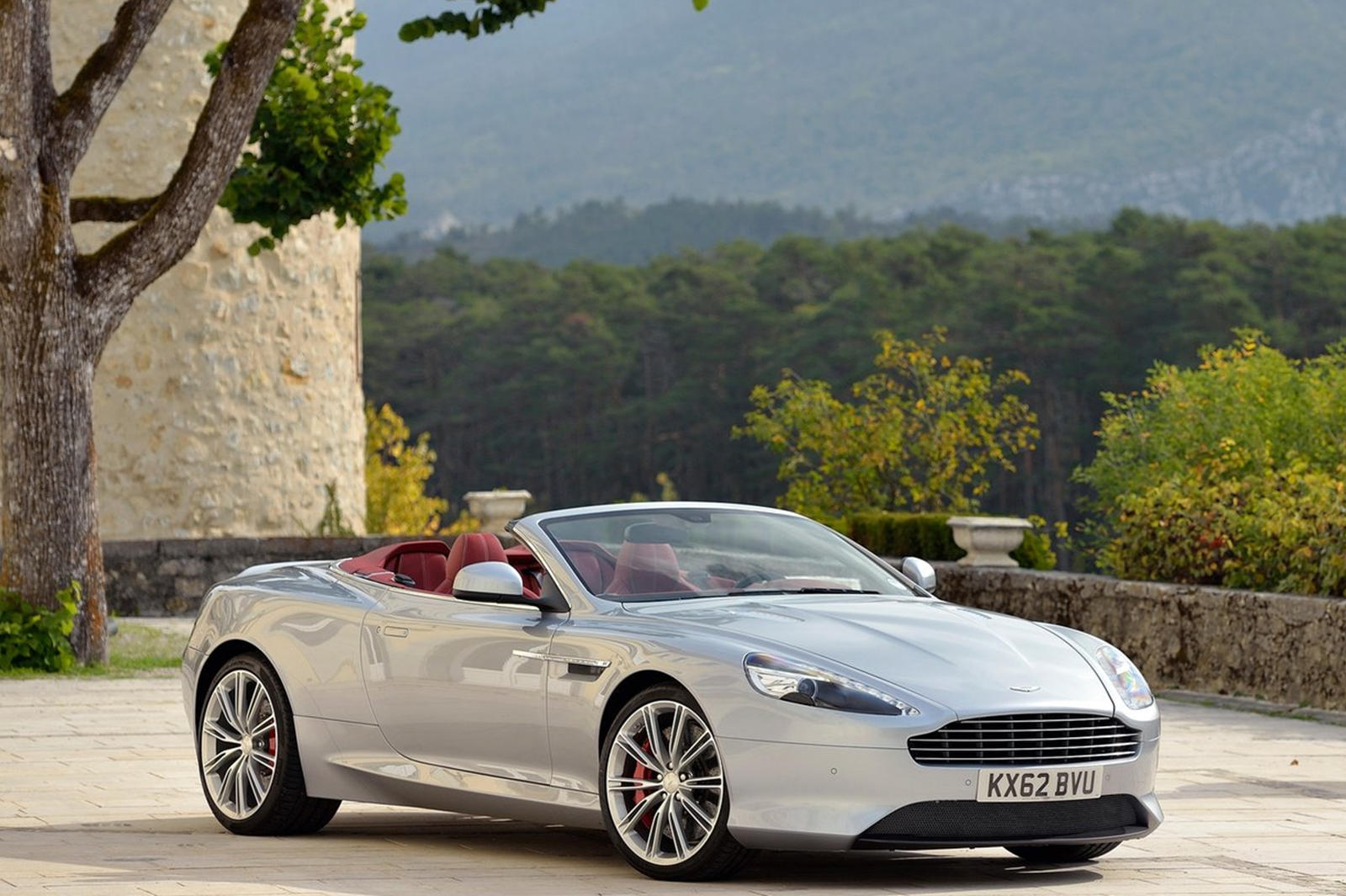 Aston Martin Db9 Volante Wallpapers