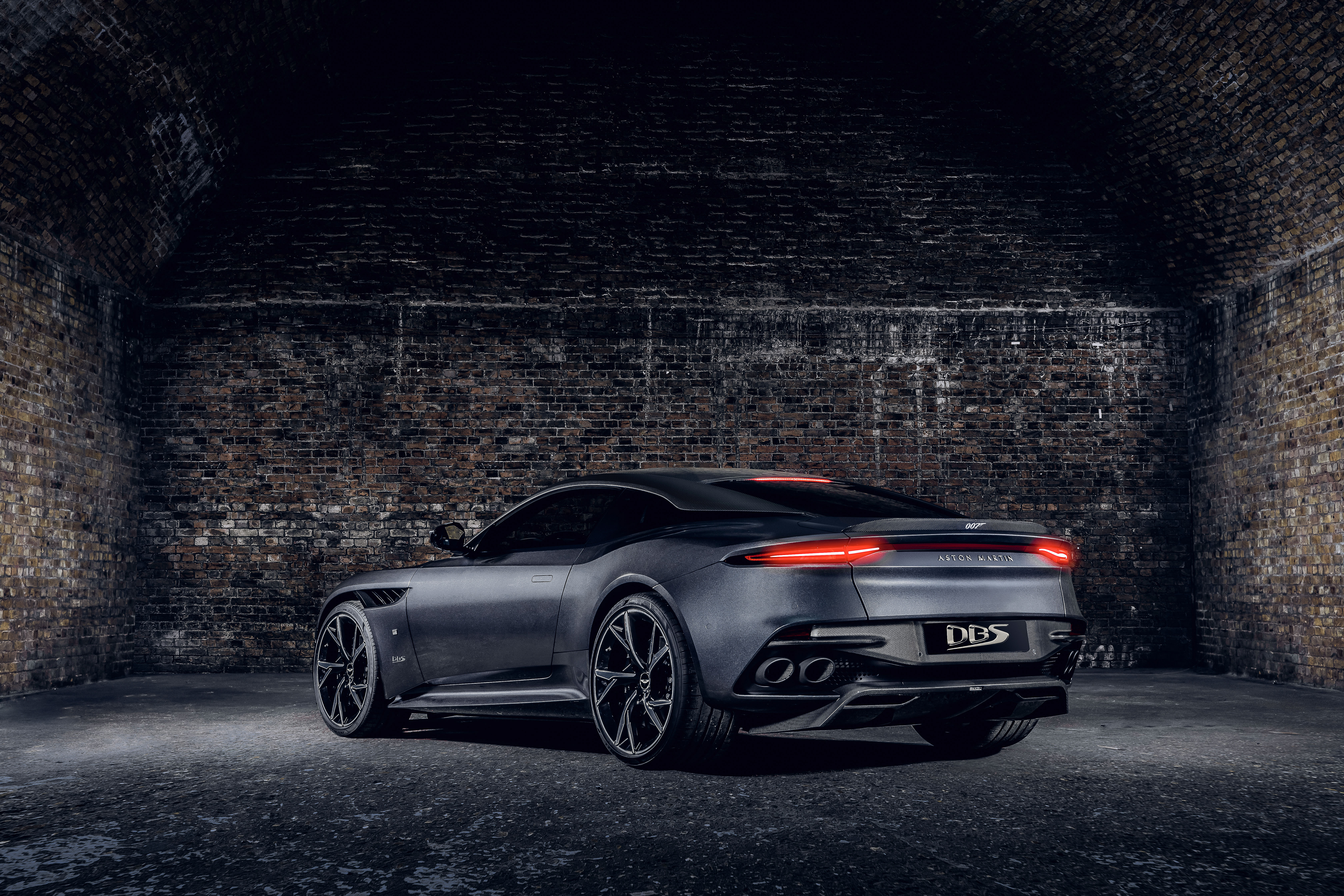 Aston Martin Dbs Wallpapers