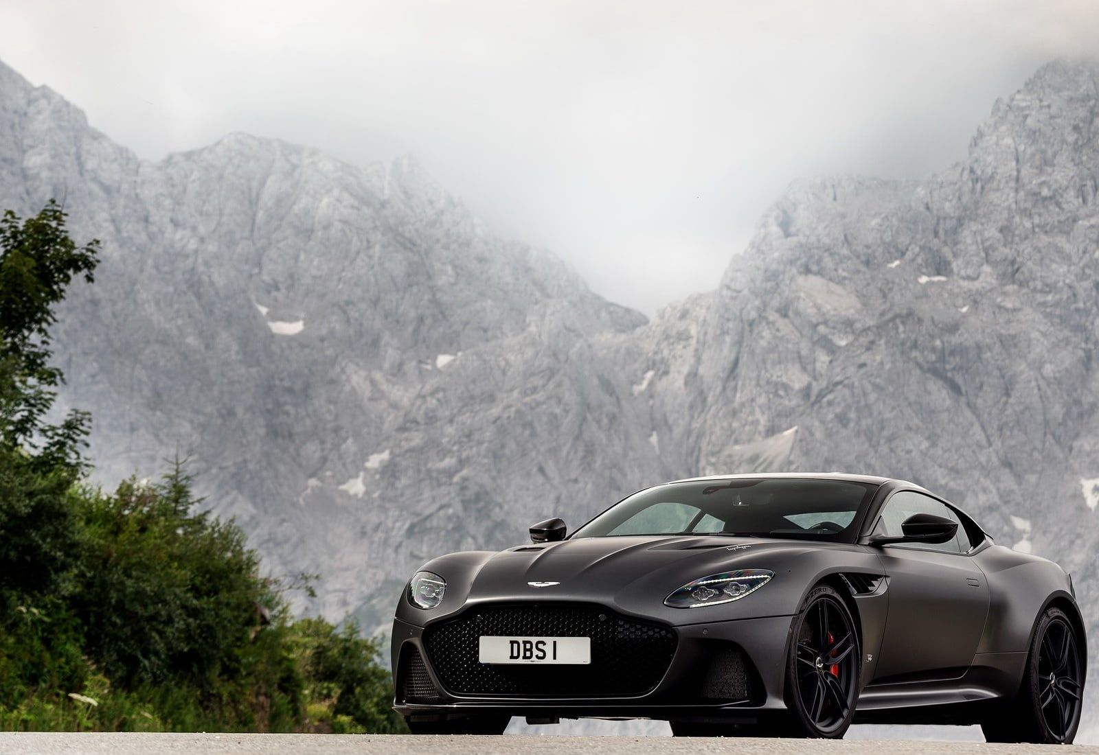 Aston Martin Dbs Superleggera Wallpapers